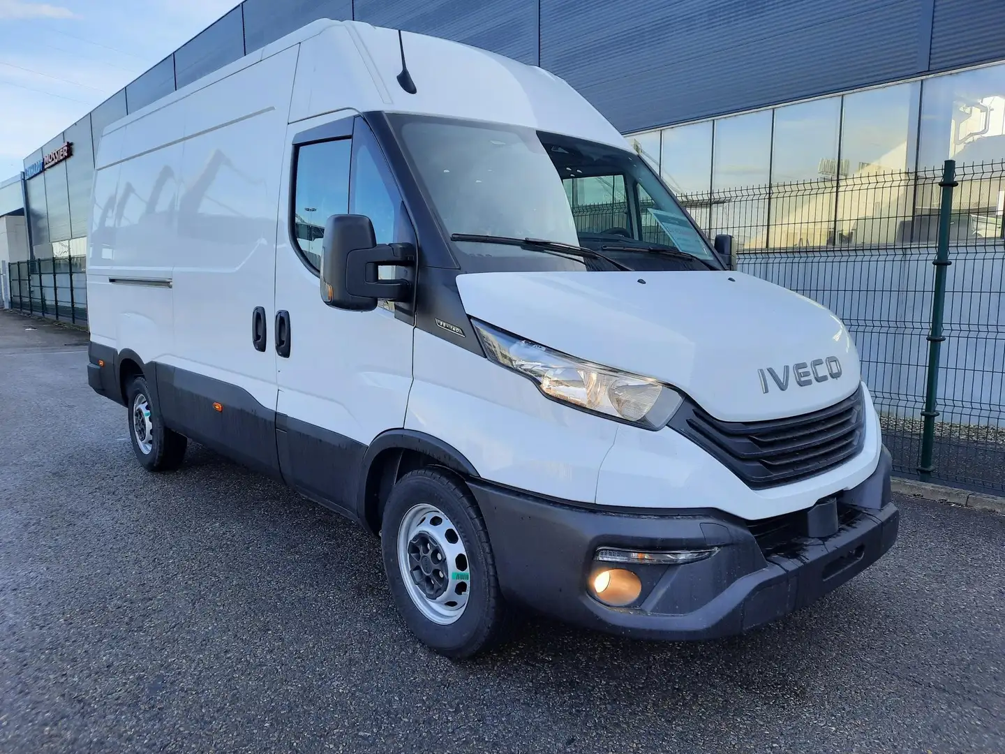 Iveco Daily Economy *Aktionsmodell* L3H2 € 33.990 NETTO Blanco - 1