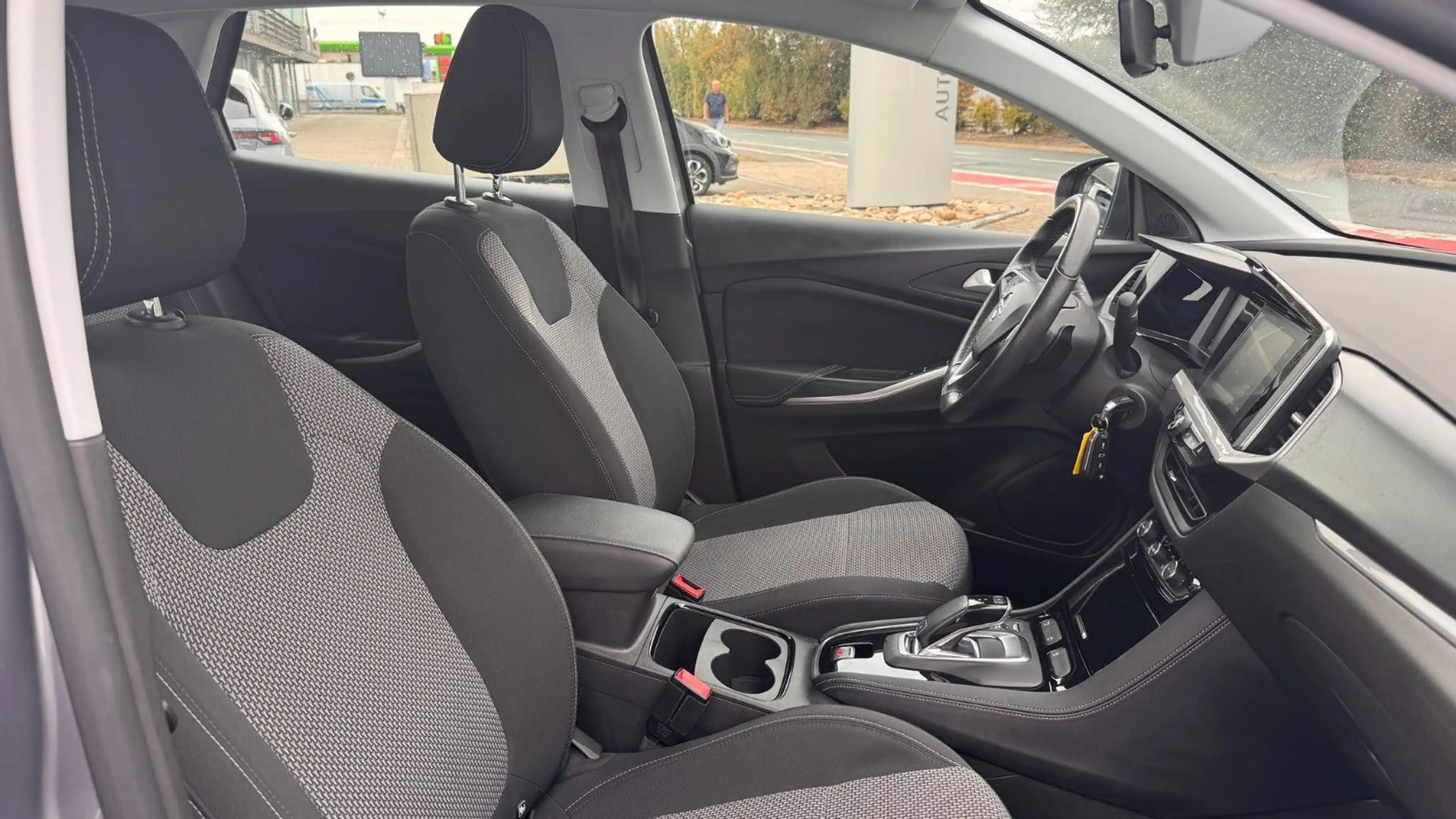Opel Grandland X Grandland 1.2(130PS) RFK, PDC, SHZ,LHZ — photo 6