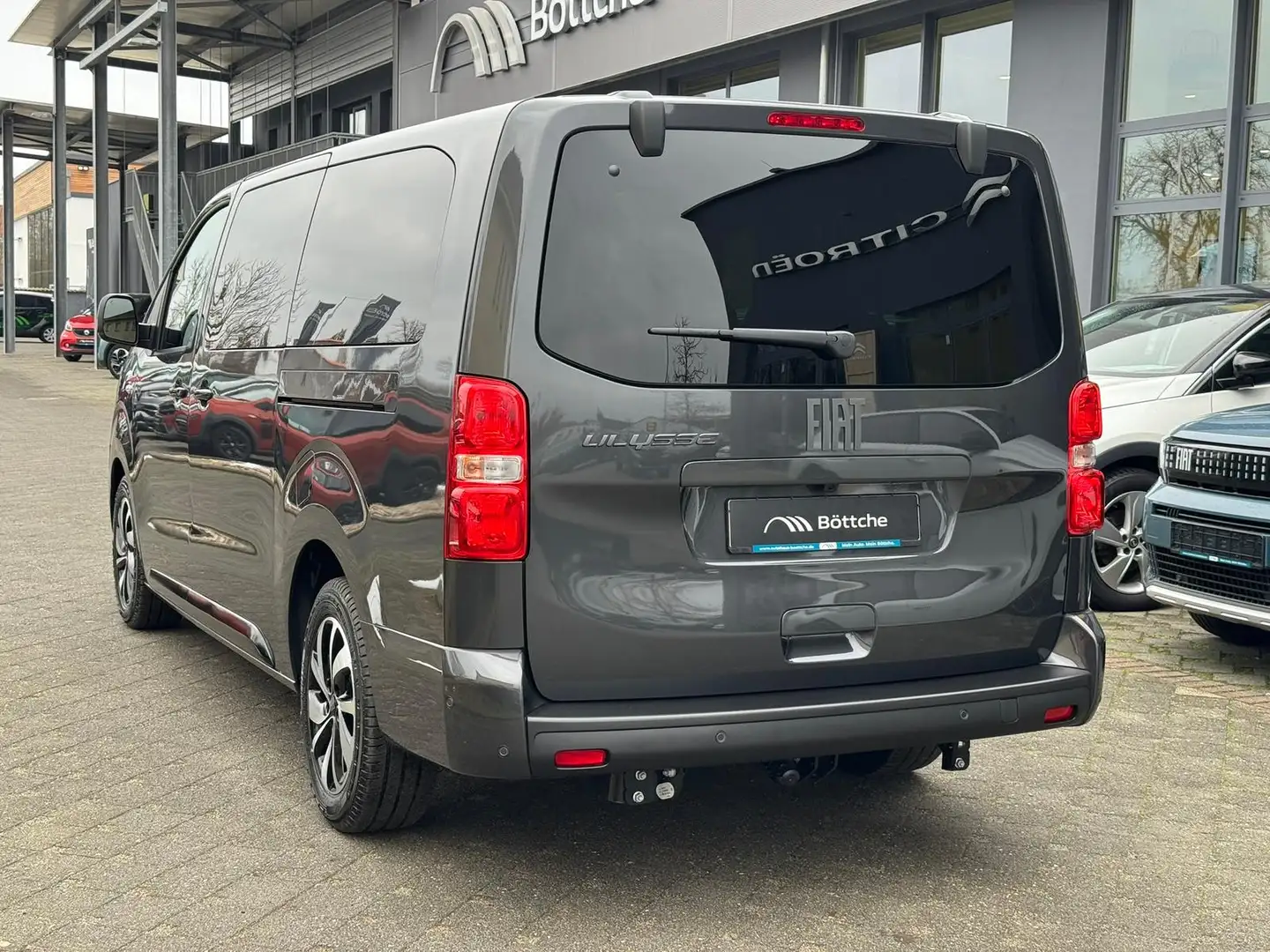 Fiat Ulysse 180 BlueHDi L3 Top - AT/7-SITZER/LEDER/ACC/PANO/KA Gris - 2