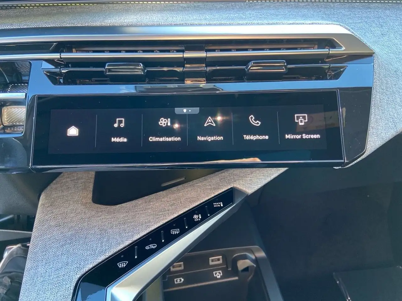 Peugeot 3008 3008 Hybrid — photo 28