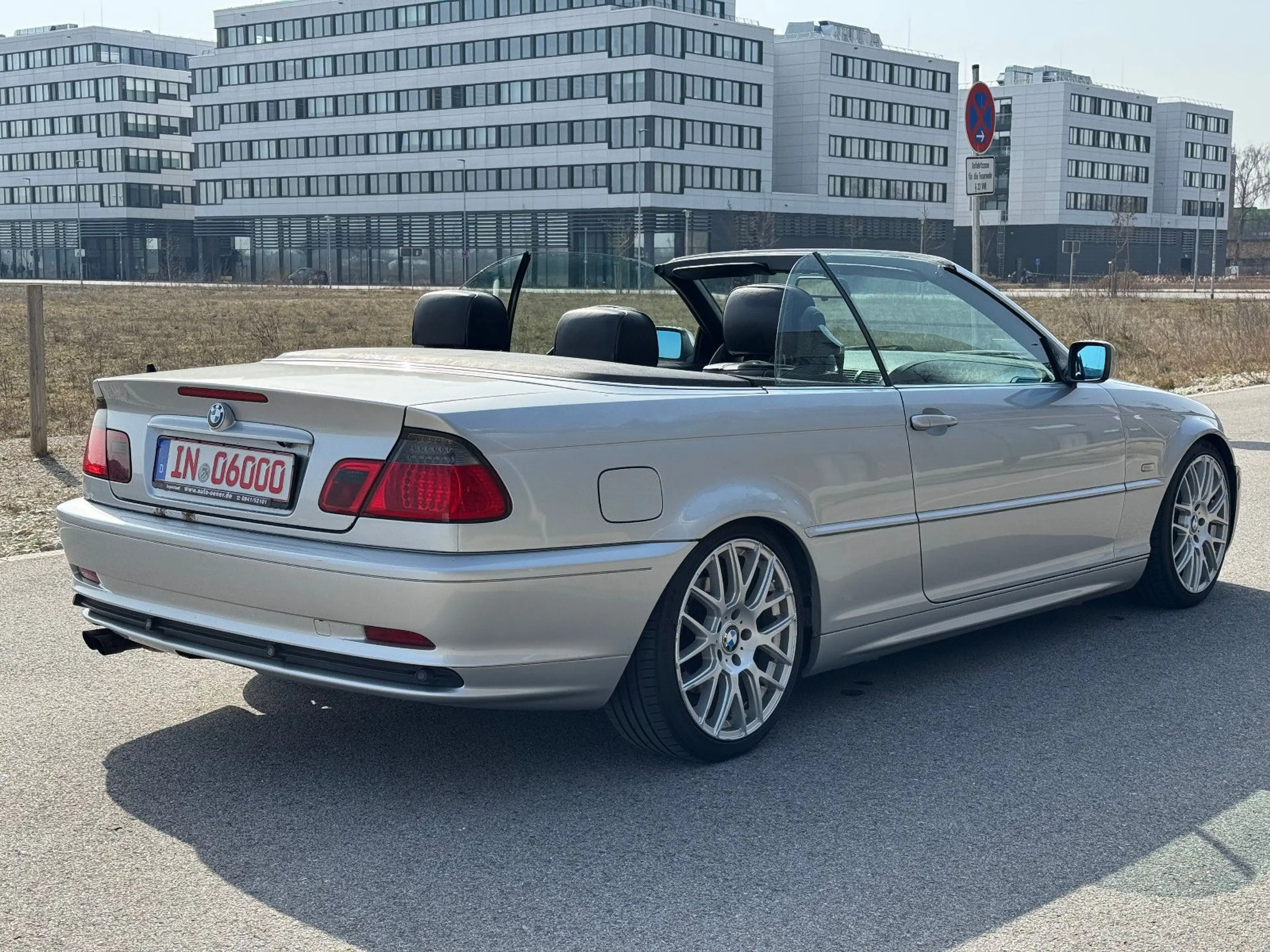 BMW 325 Ci Cabrio*M-Paket*Xenon*Klima* — photo 9