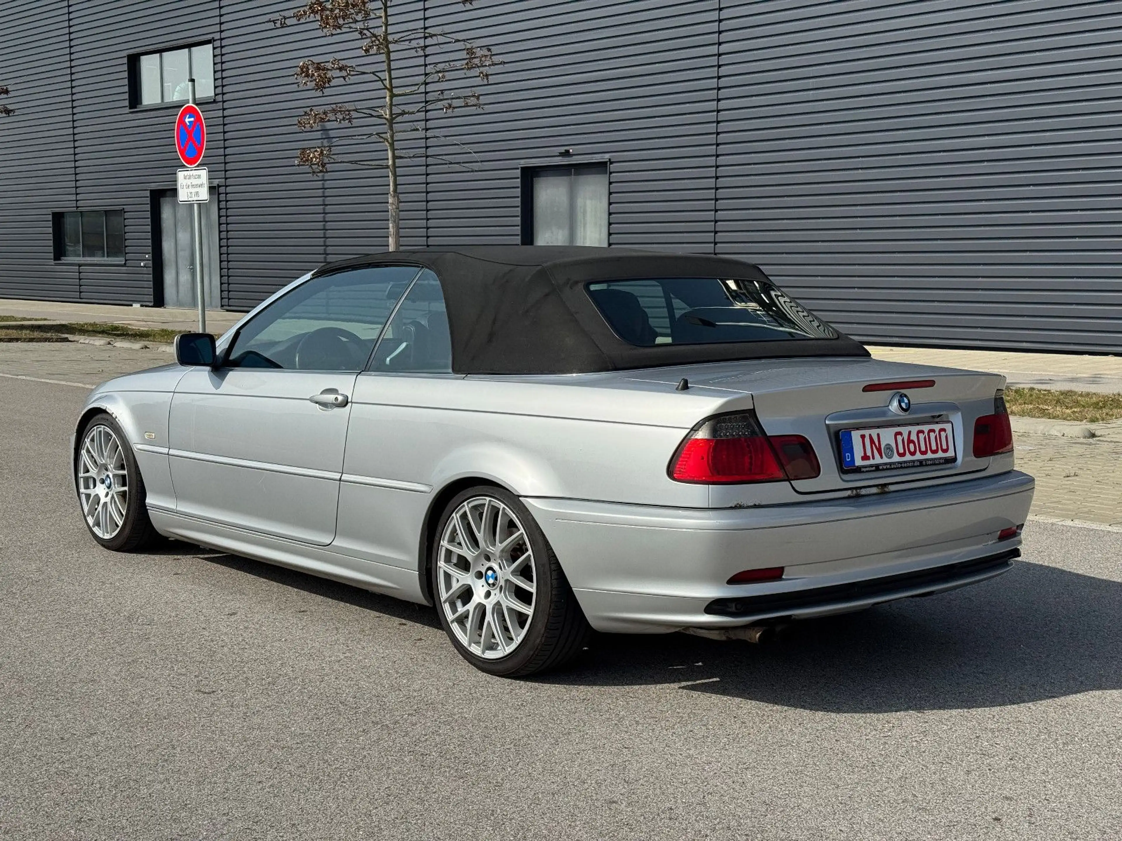 BMW 325 Ci Cabrio*M-Paket*Xenon*Klima* — photo 6