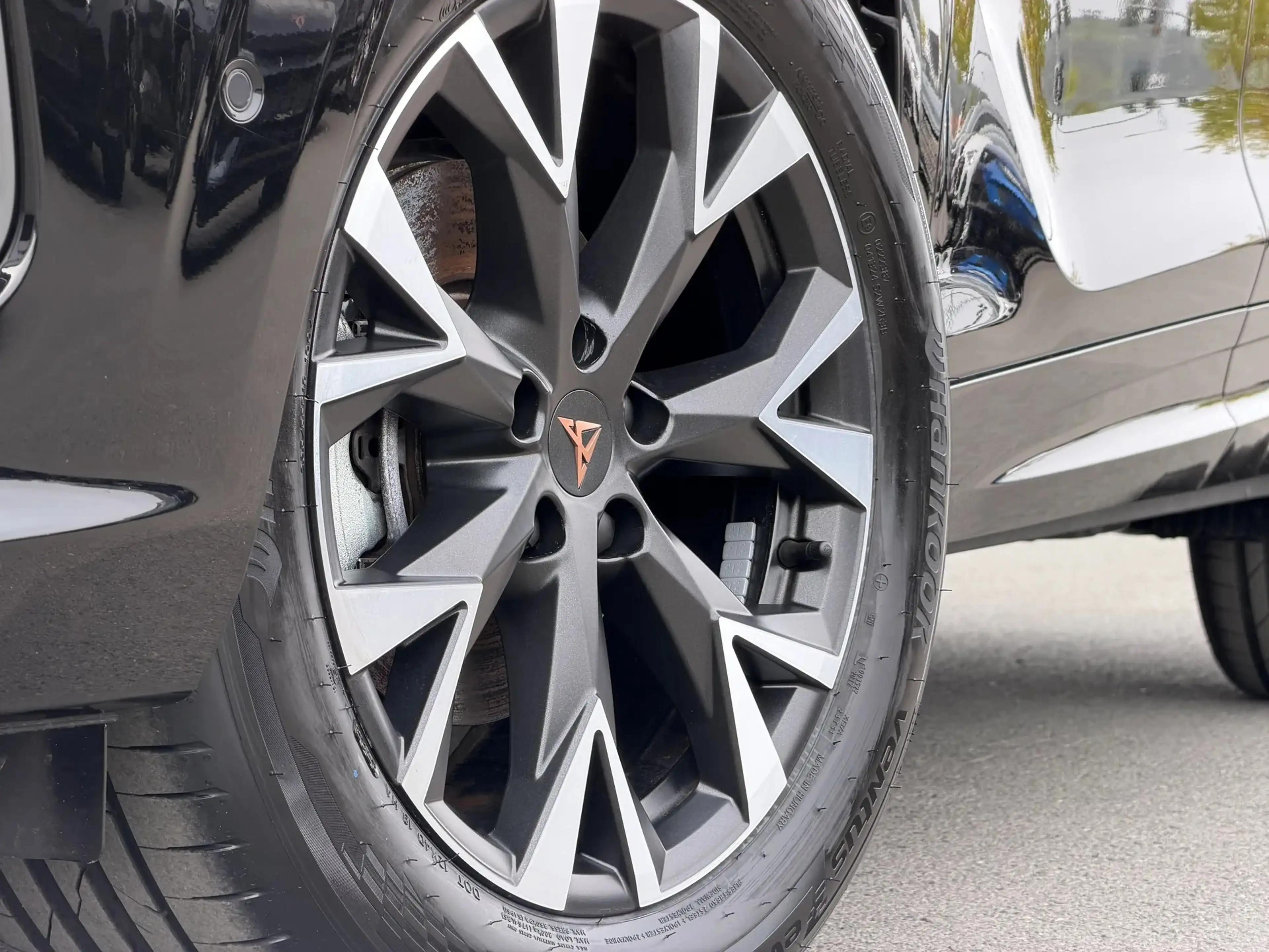 CUPRA Terramar Terramar 1.5 eTSI DSG *18Zoll*Memory*360°Kamera* — photo 9