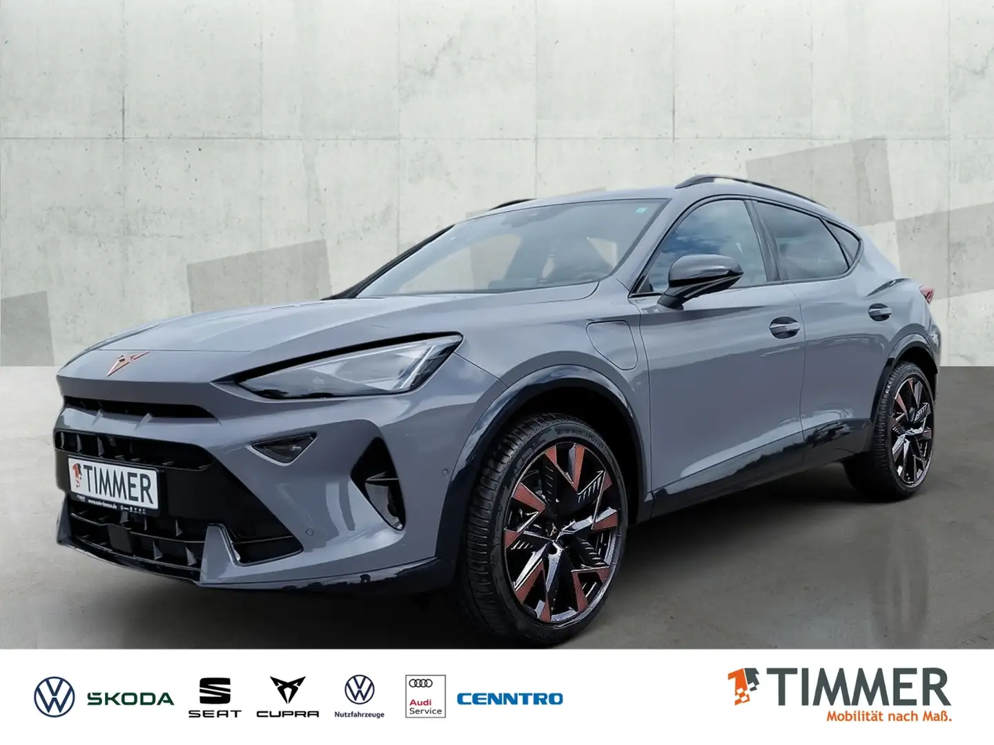 CUPRA Formentor VZ 1.5 e-Hybrid 200kW (272PS) *NAVI*PANO*AHK*MATR Grau - 1