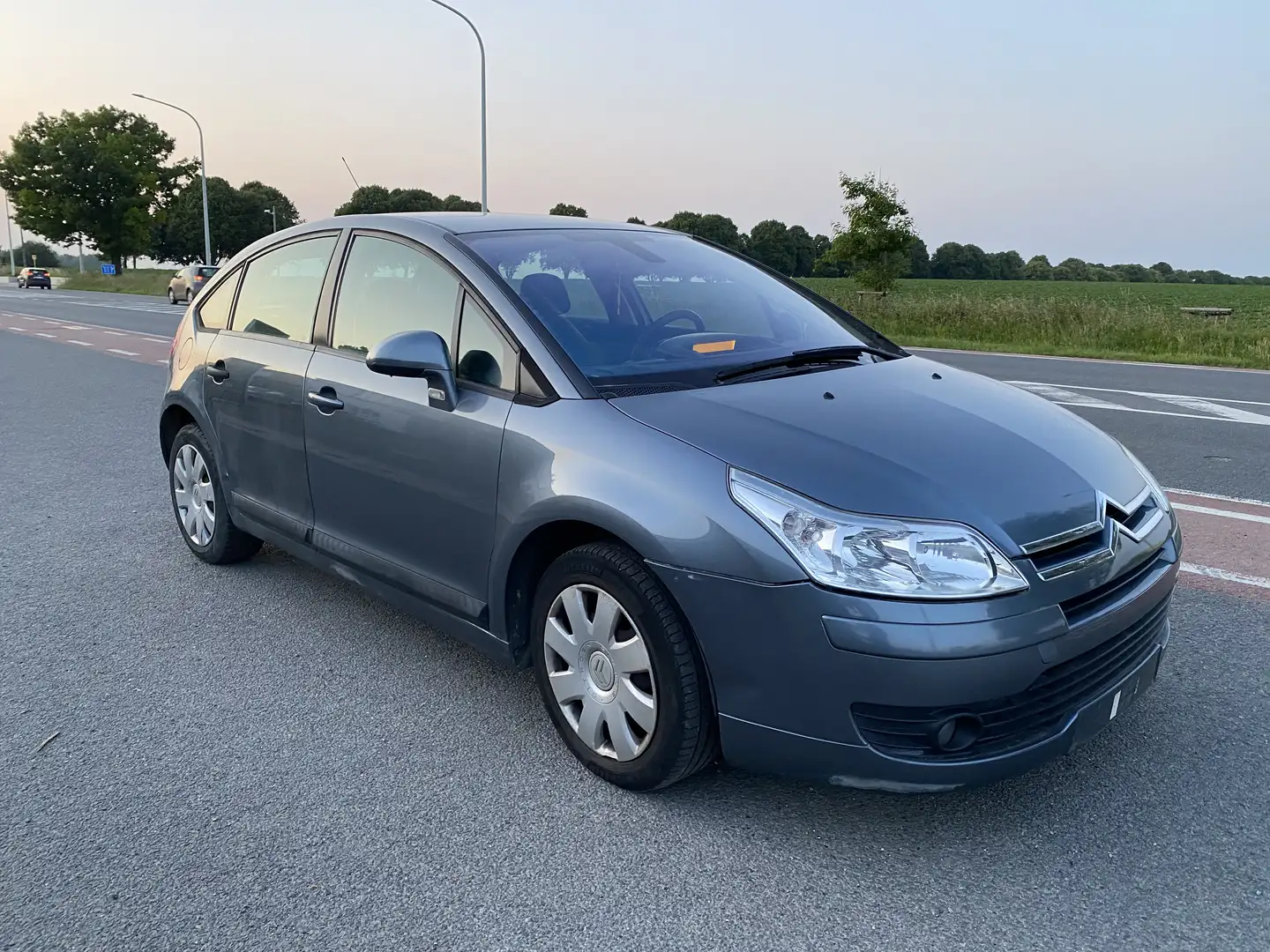Citroen C4 1.4i Image - 2