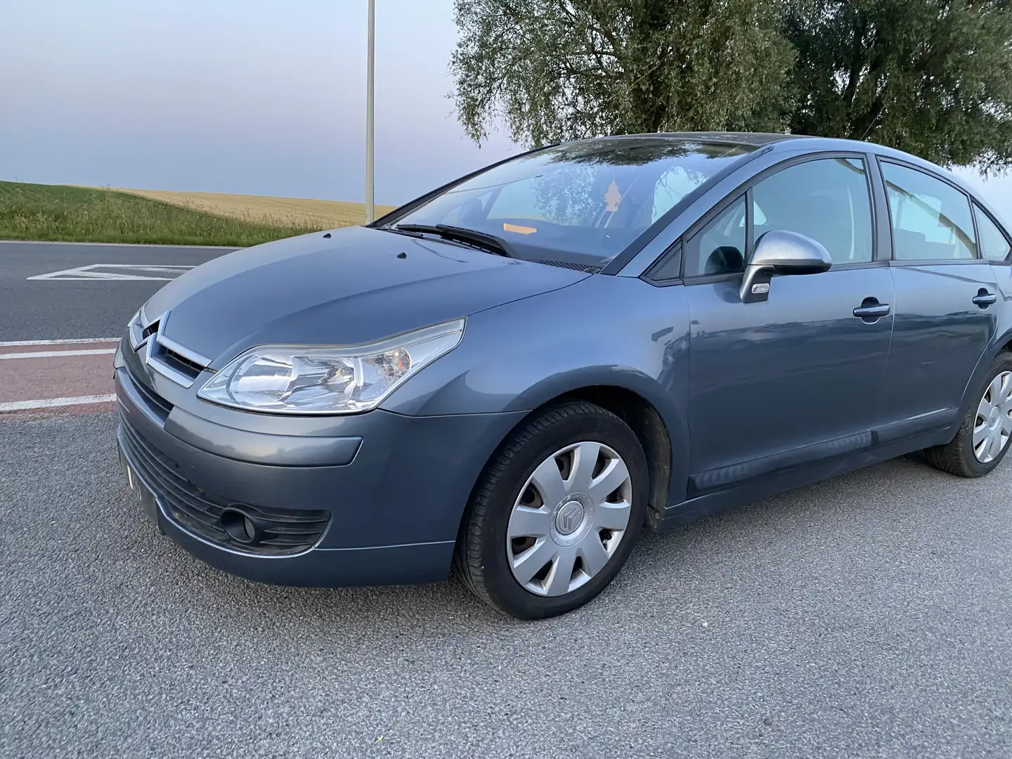 Citroen C4 1.4i Image - 1