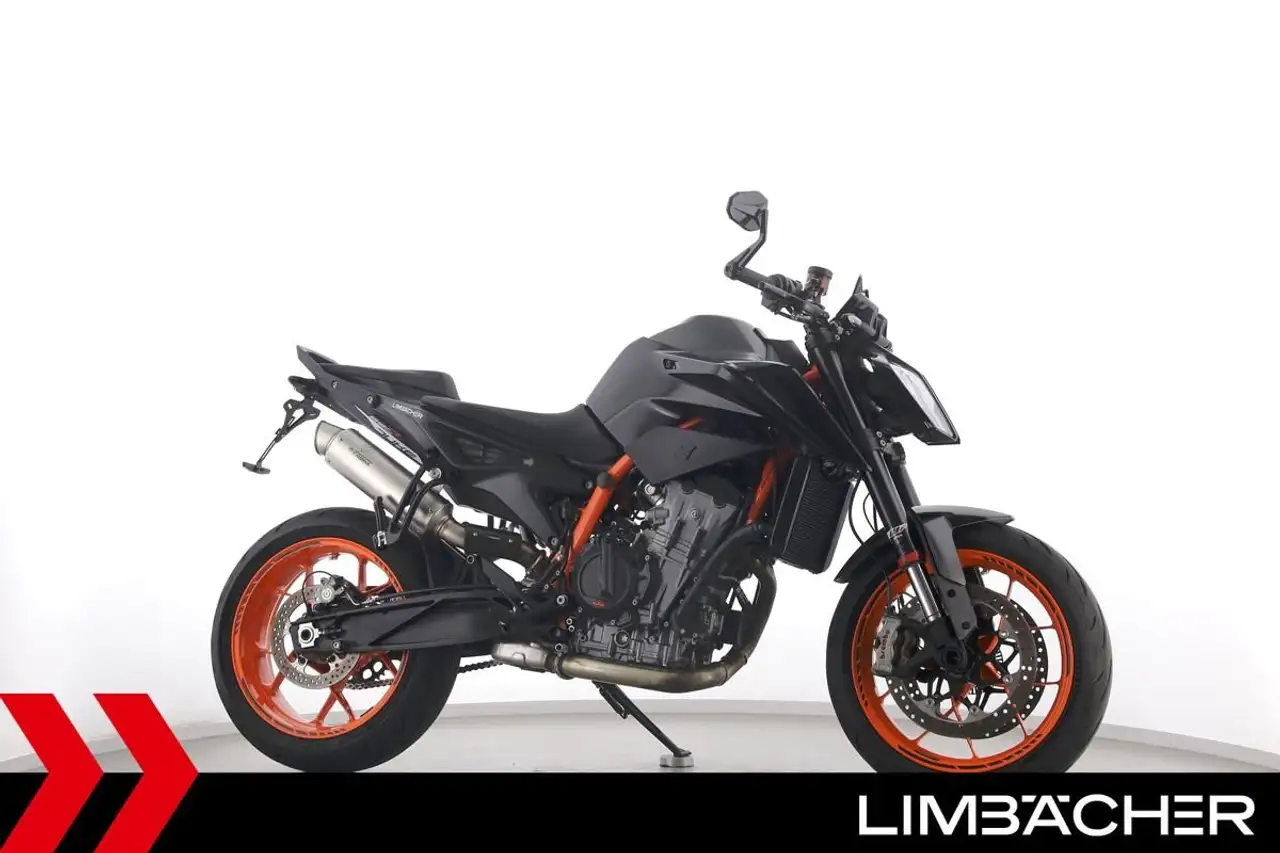 KTM 890 Duke R