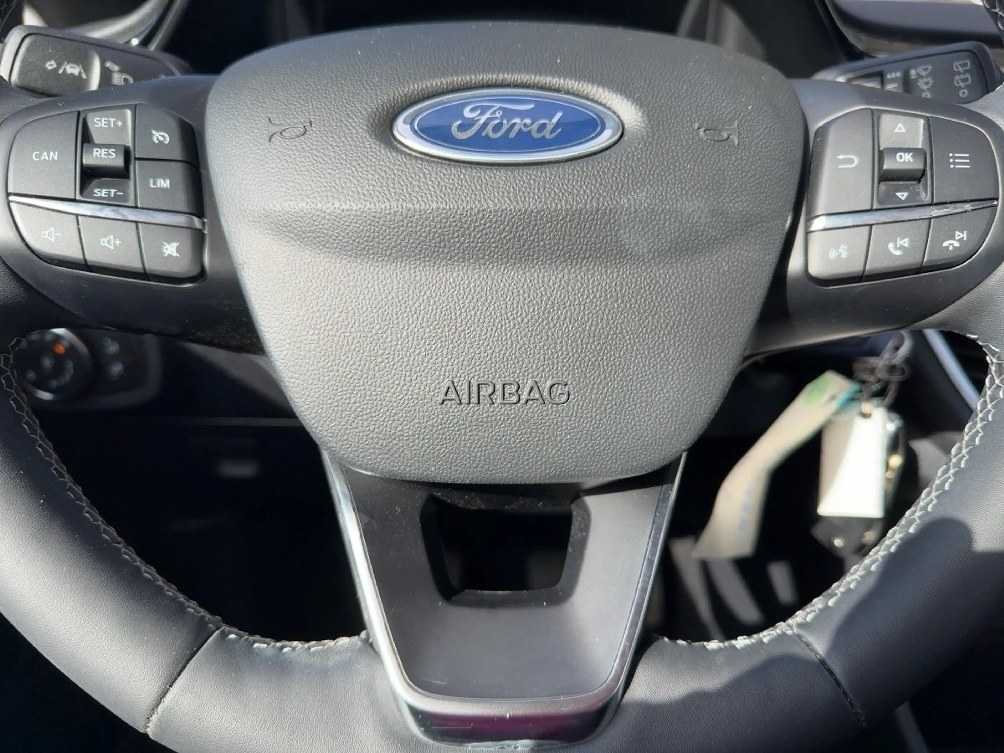 Ford Fiesta Cool & Connect LED+Winterpaket+Klima — photo 10