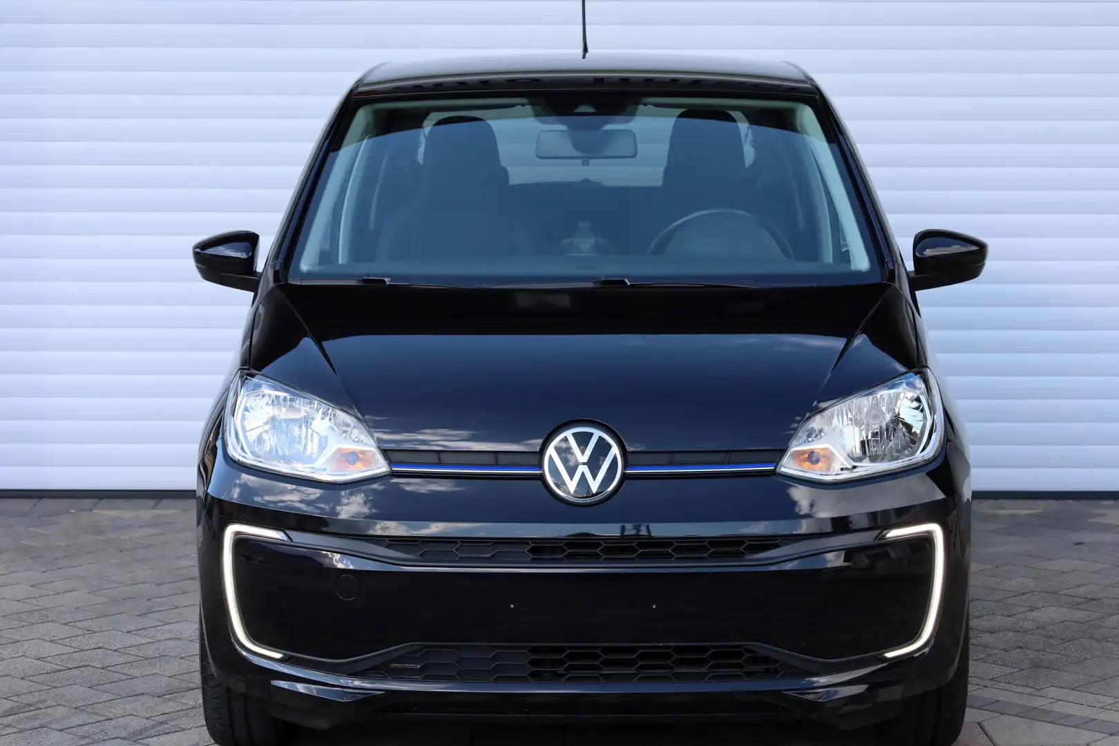 Volkswagen up! E-UP! UNITED *CCS-LED-ALU-SHZ-KAMERA-5J-Garantie* Schwarz - 2