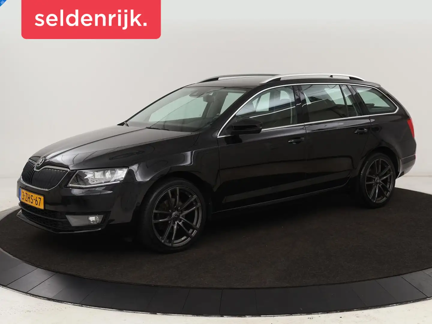Skoda Octavia 1.4 TSI Elegance | Leder | Stoelverwarming | Trekh Zwart - 1