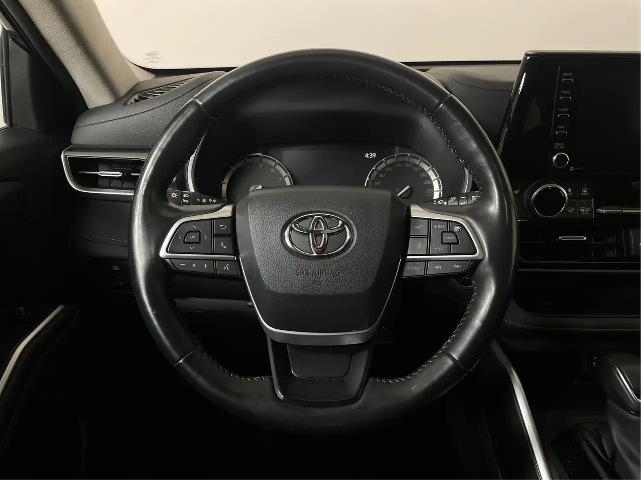 Toyota Highlander снимка Toyota Highlander