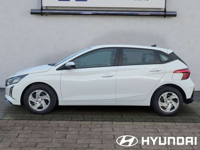 Hyundai i20 1.2 Select  Navi/Kamera/Klima/PDC/Apps