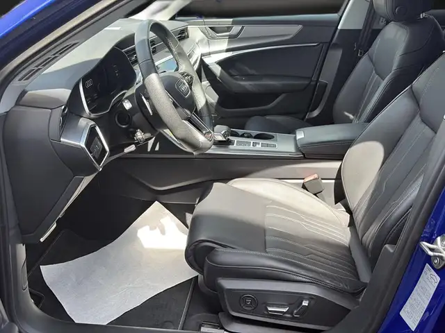 Audi A6 view 14
