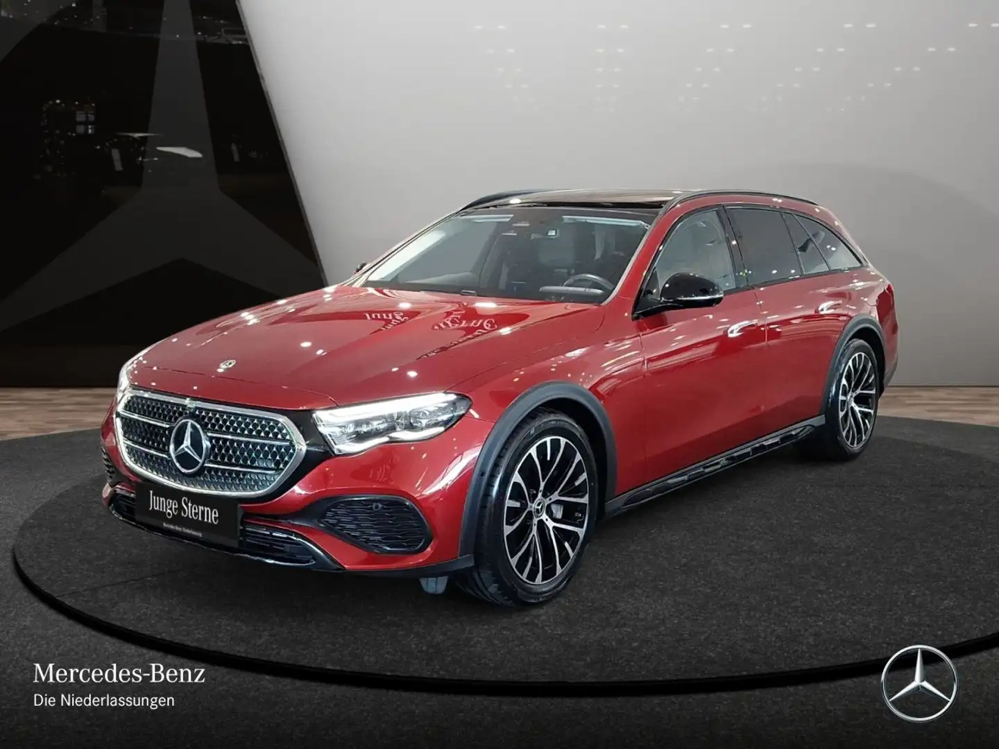 Mercedes-Benz E 300 de T 4M Avantgarde 360° Airmat Pano Distr. Rot - 2