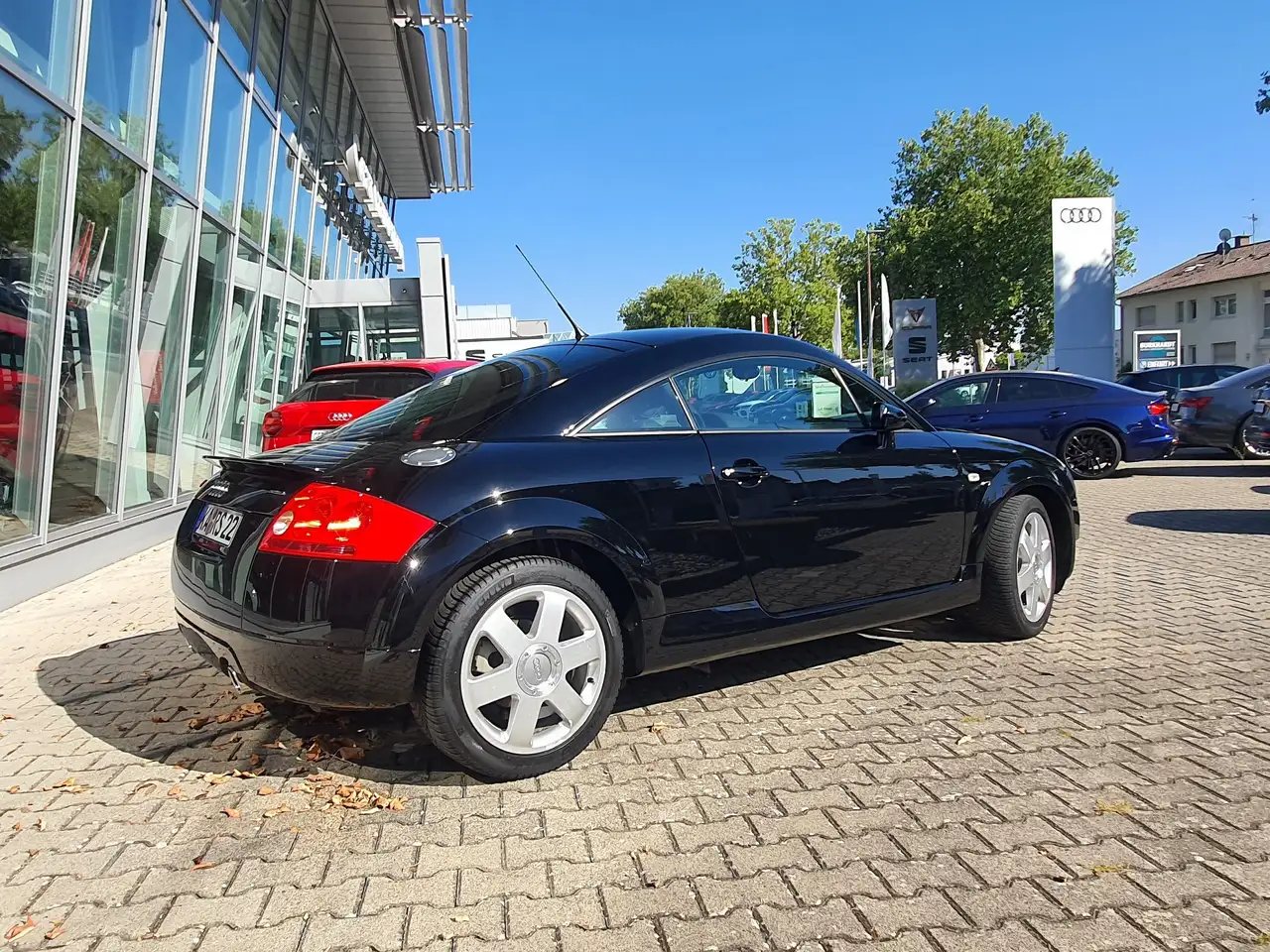 Audi TT Coupe 1.8 T quattro, foto 3