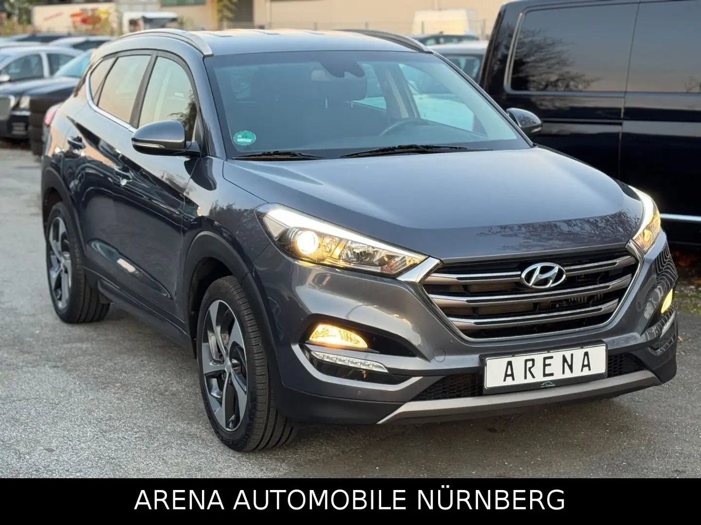 Hyundai TUCSON Style 2WD Style*Kamera*Navi*19Zoll*Tempom Grau - 2