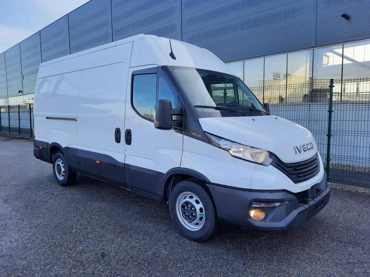 Iveco Daily Economy *Aktionsmodell* Kastenwagen L3H2 Weiß - 1