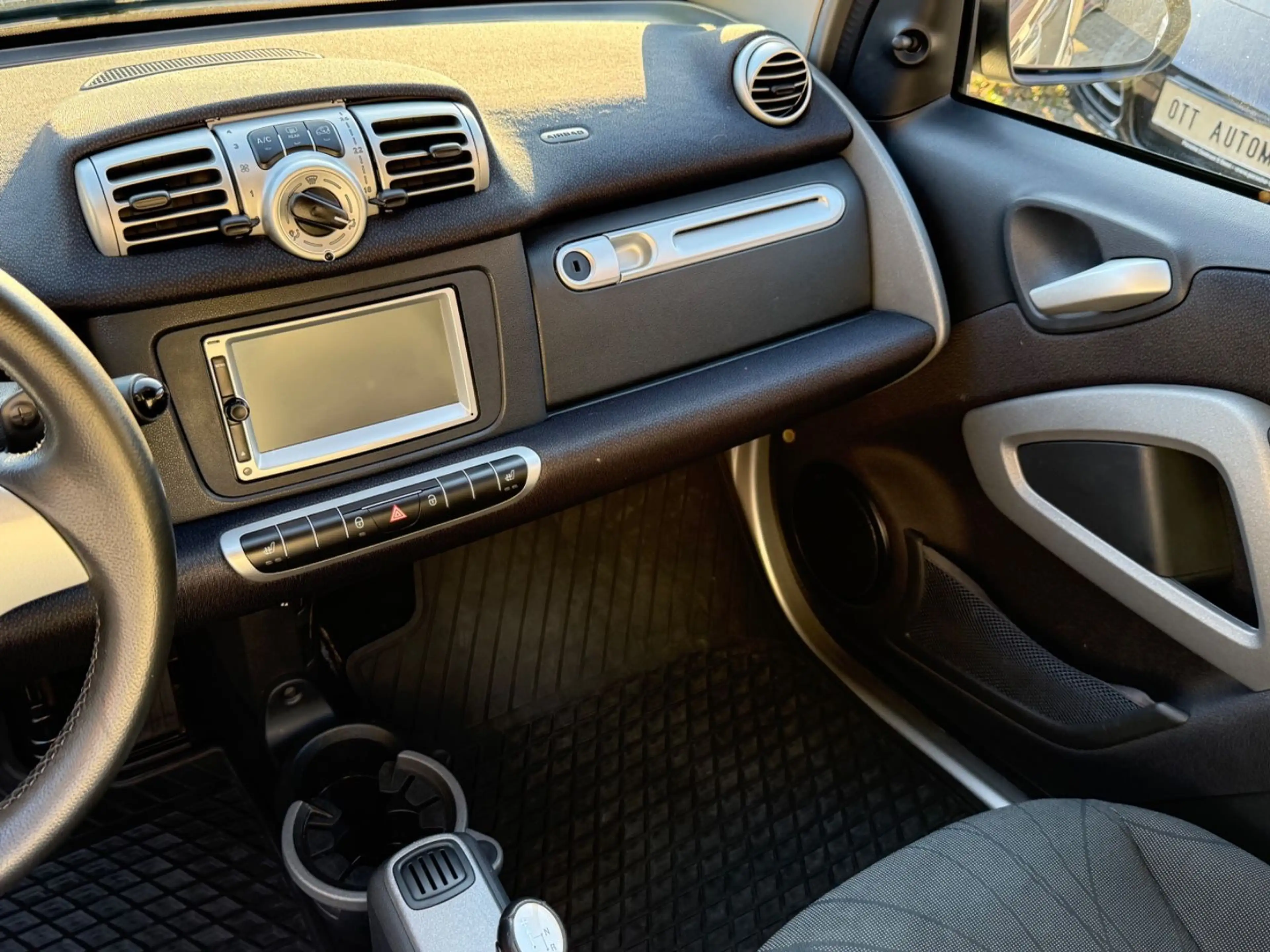 smart forTwo COUPÉ 1.0 TURBO PASSION *SERVICE+TÜV NEU* — photo 15