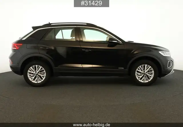 Volkswagen T-Roc view 7