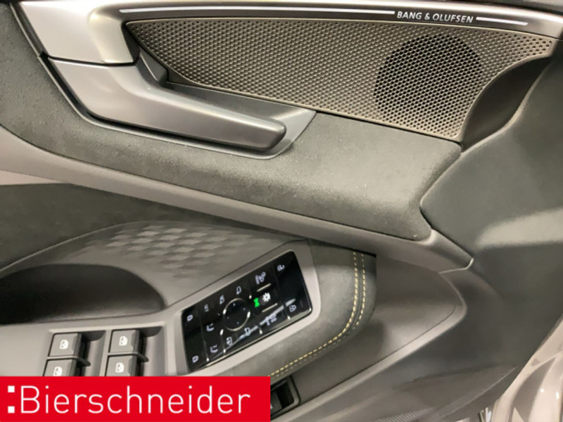 Audi RS5 RS5 Avant ON STOCK 21 KERAMIK PANO AHK 5J.-GARAN — photo 10