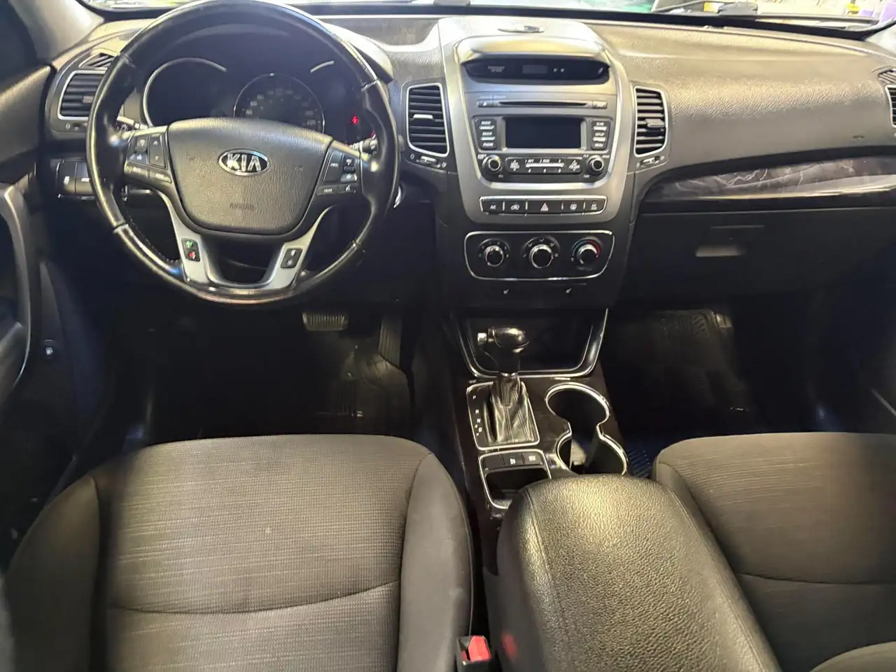 Kia Sorento снимка Kia Sorento