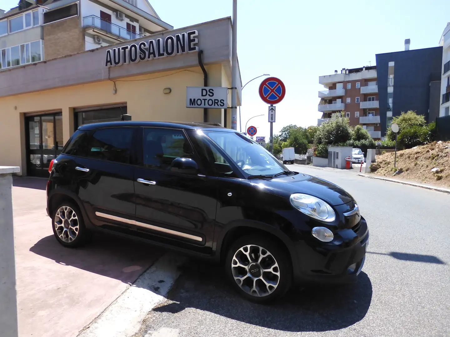 Fiat 500L 500L 2012 1.3 mjt Trekking 95cv dualogic Noir - 1