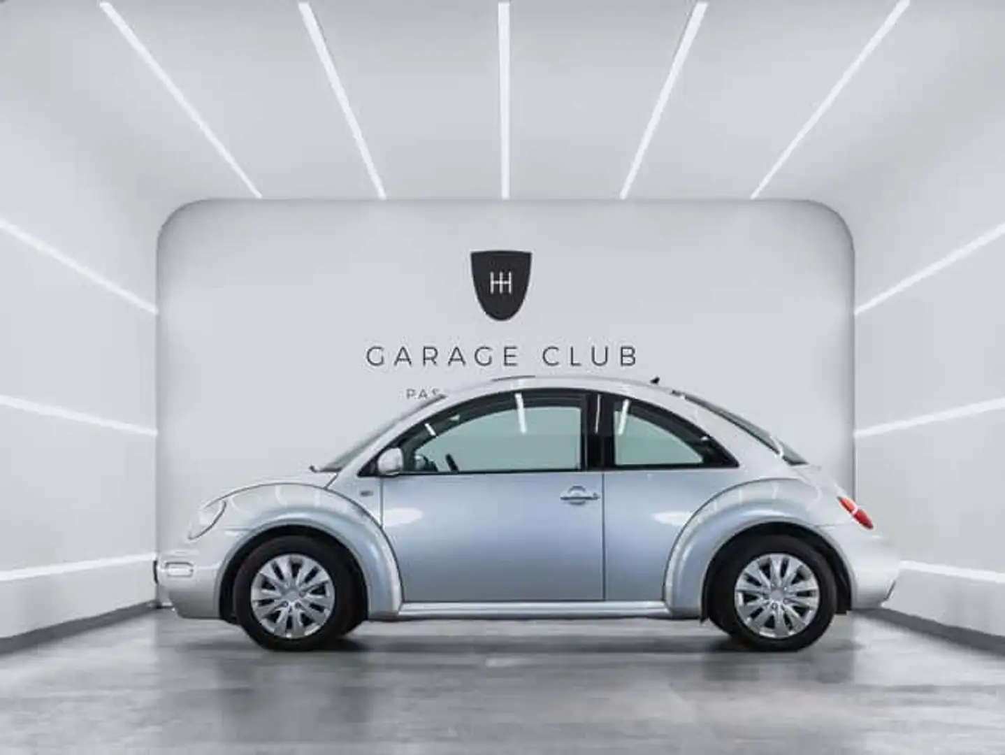 Volkswagen Beetle 1.6 - 2