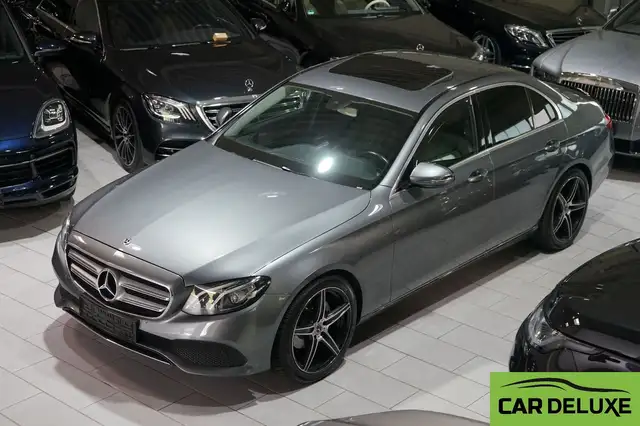 Mercedes-Benz E 200 E200d AVANTGARDE*GLASDACH*KAMERA*AMBIENTE*LED*
