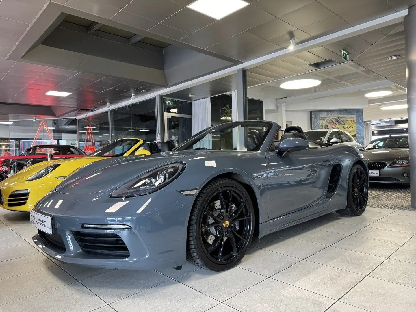 Porsche Boxster (982) 2.0 300CH EURO6 Blau - 1