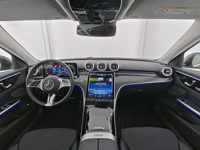 Mercedes-Benz C view 5