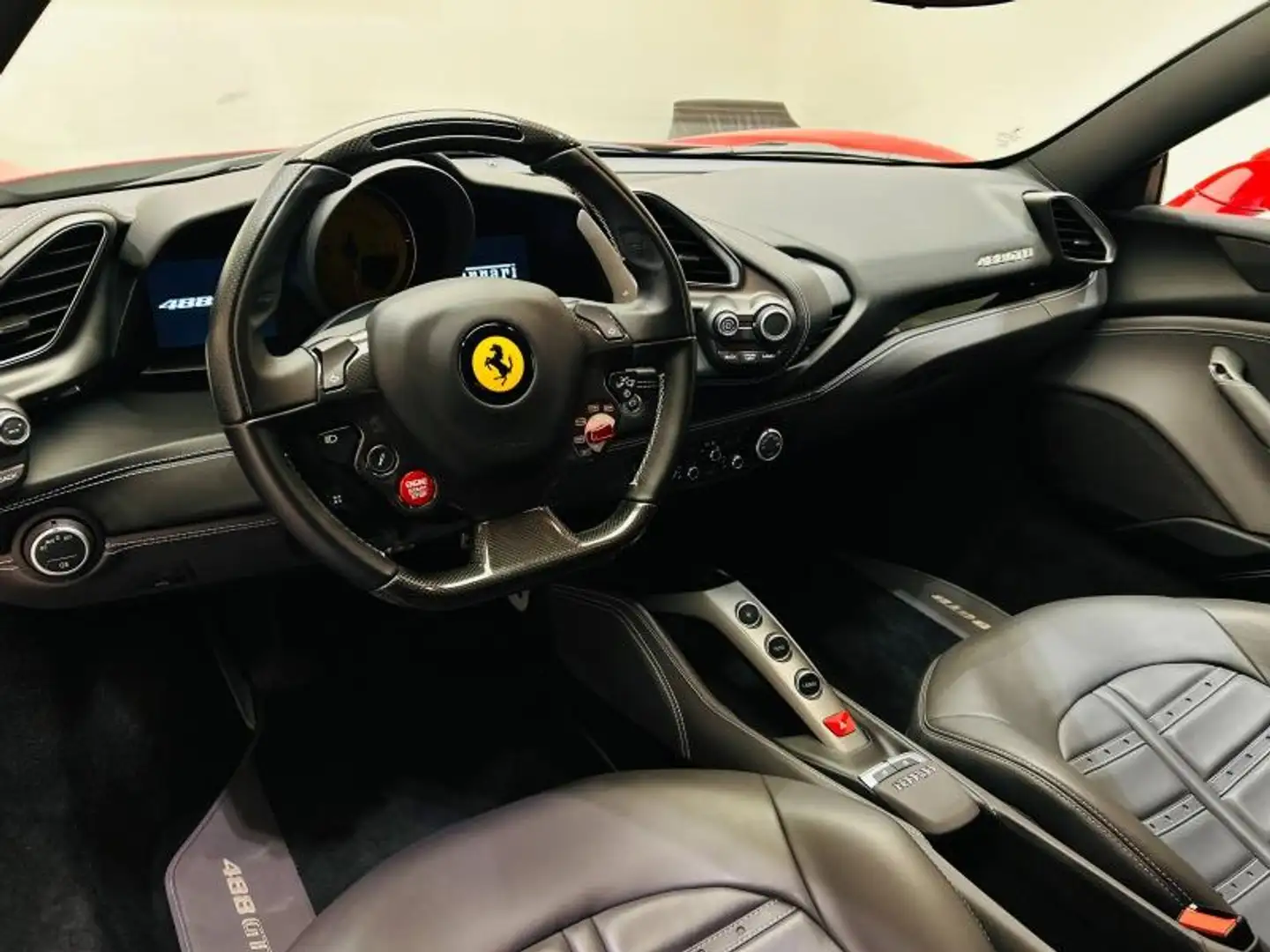 Ferrari 488 V8 3.9 T 670ch Rouge - 2