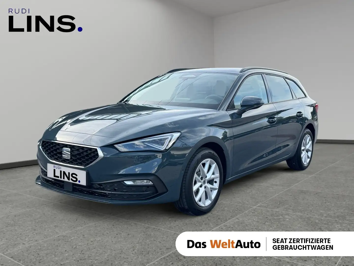 SEAT Leon Style Edition 1.5 eTSI DSG Blau - 1