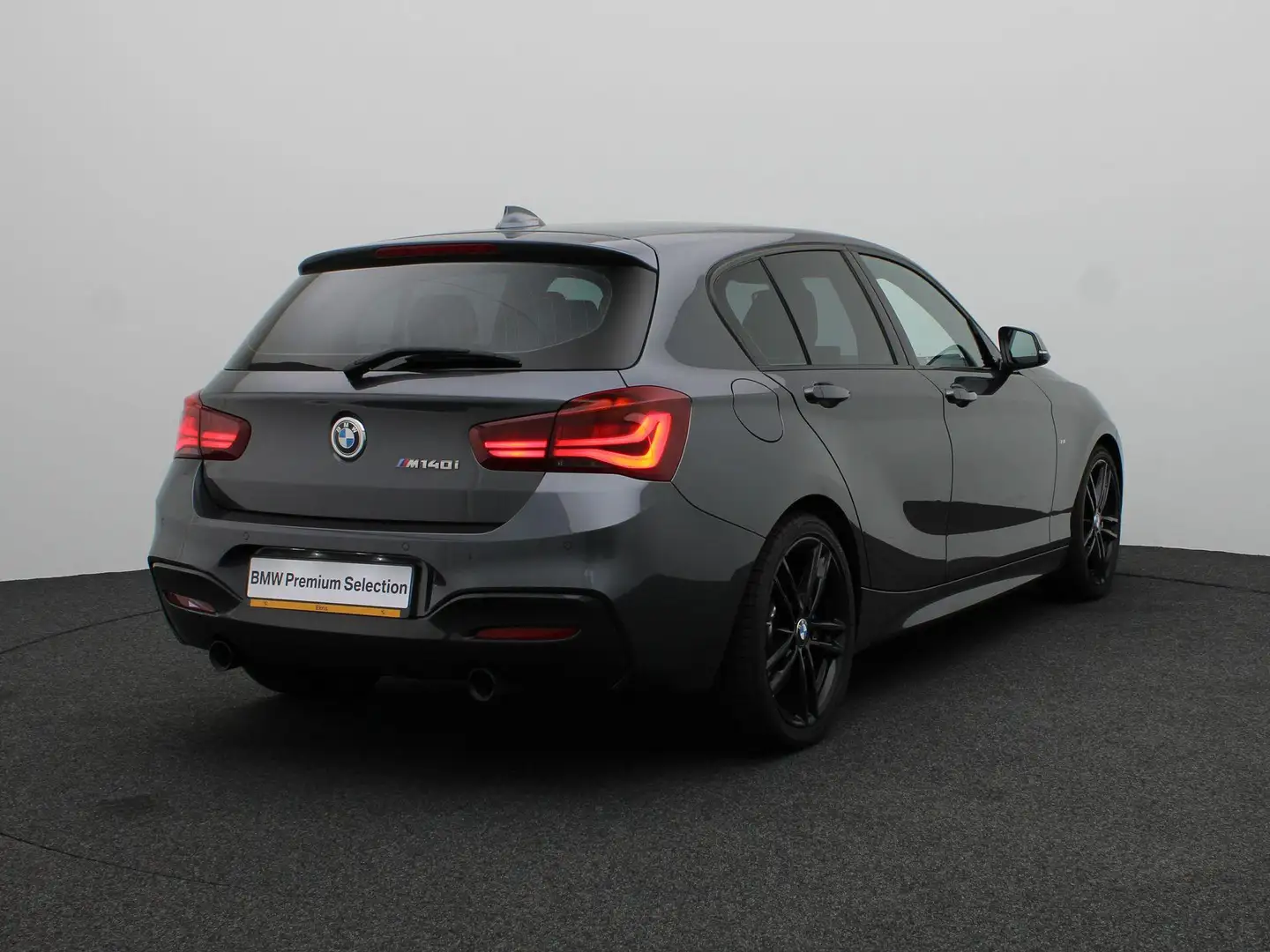 BMW 140 1 Serie 5-derus M140i High Executive | LED Koplamp Grijs - 2