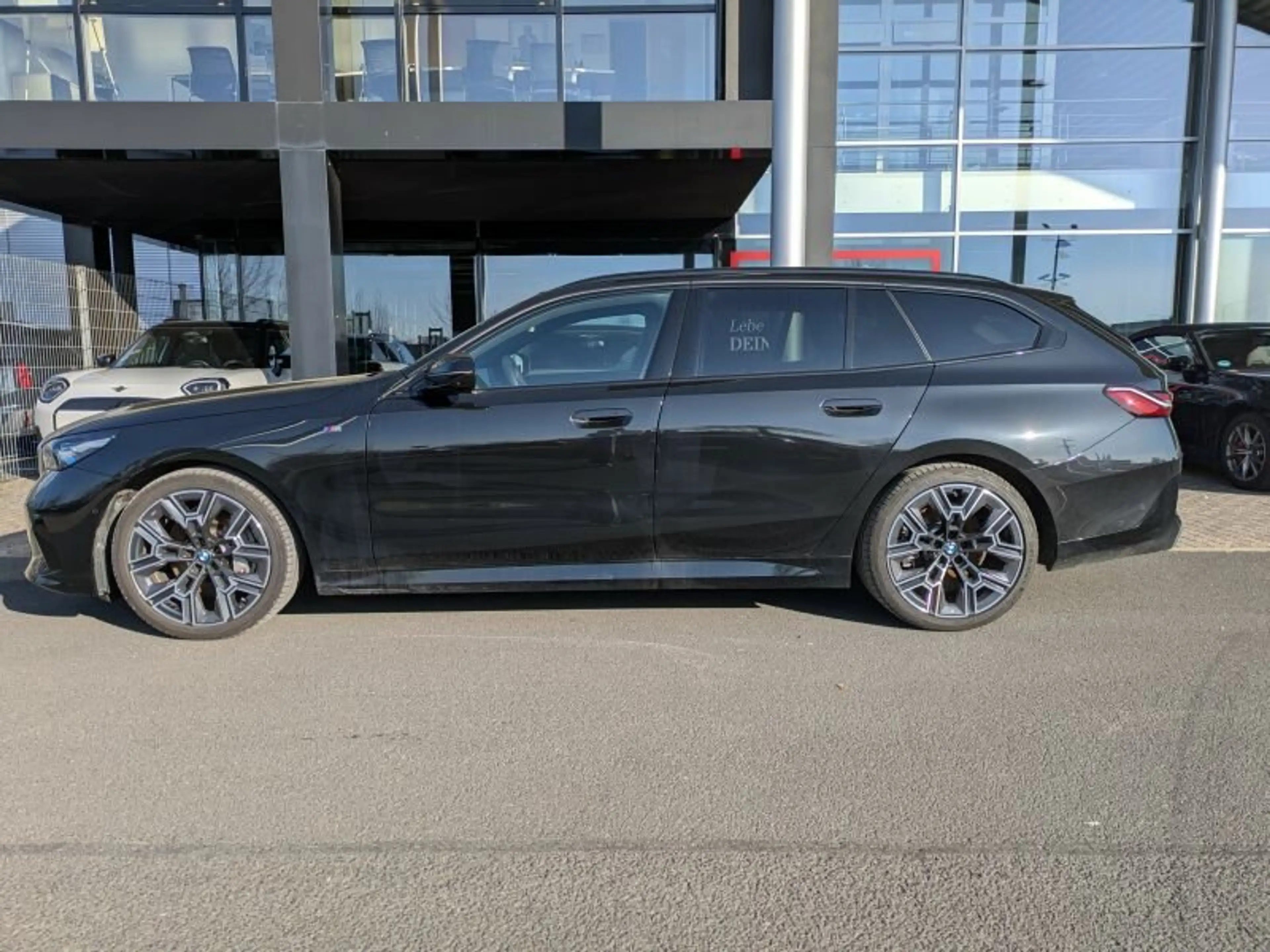 BMW 540 d xDrive Tour. M Sport AHK. ParkAss.Plus. — photo 3