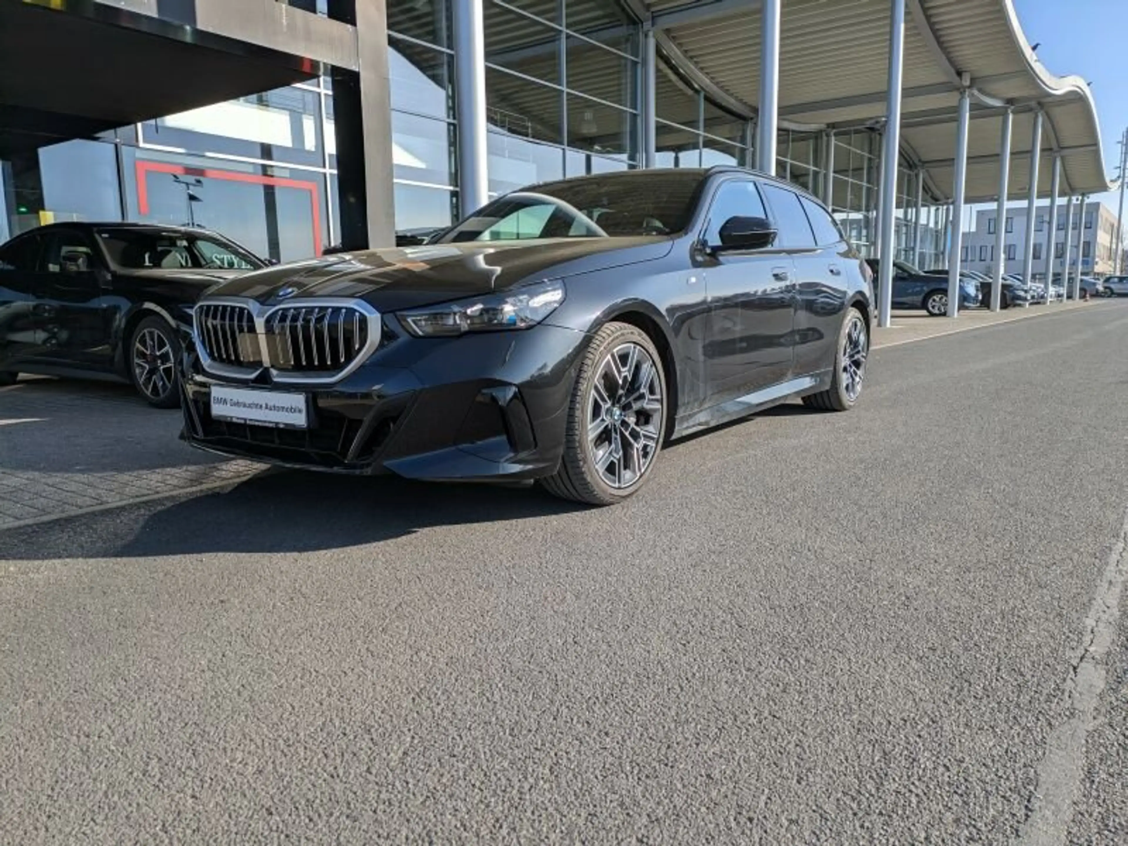 BMW 540 d xDrive Tour. M Sport AHK. ParkAss.Plus. — photo 2
