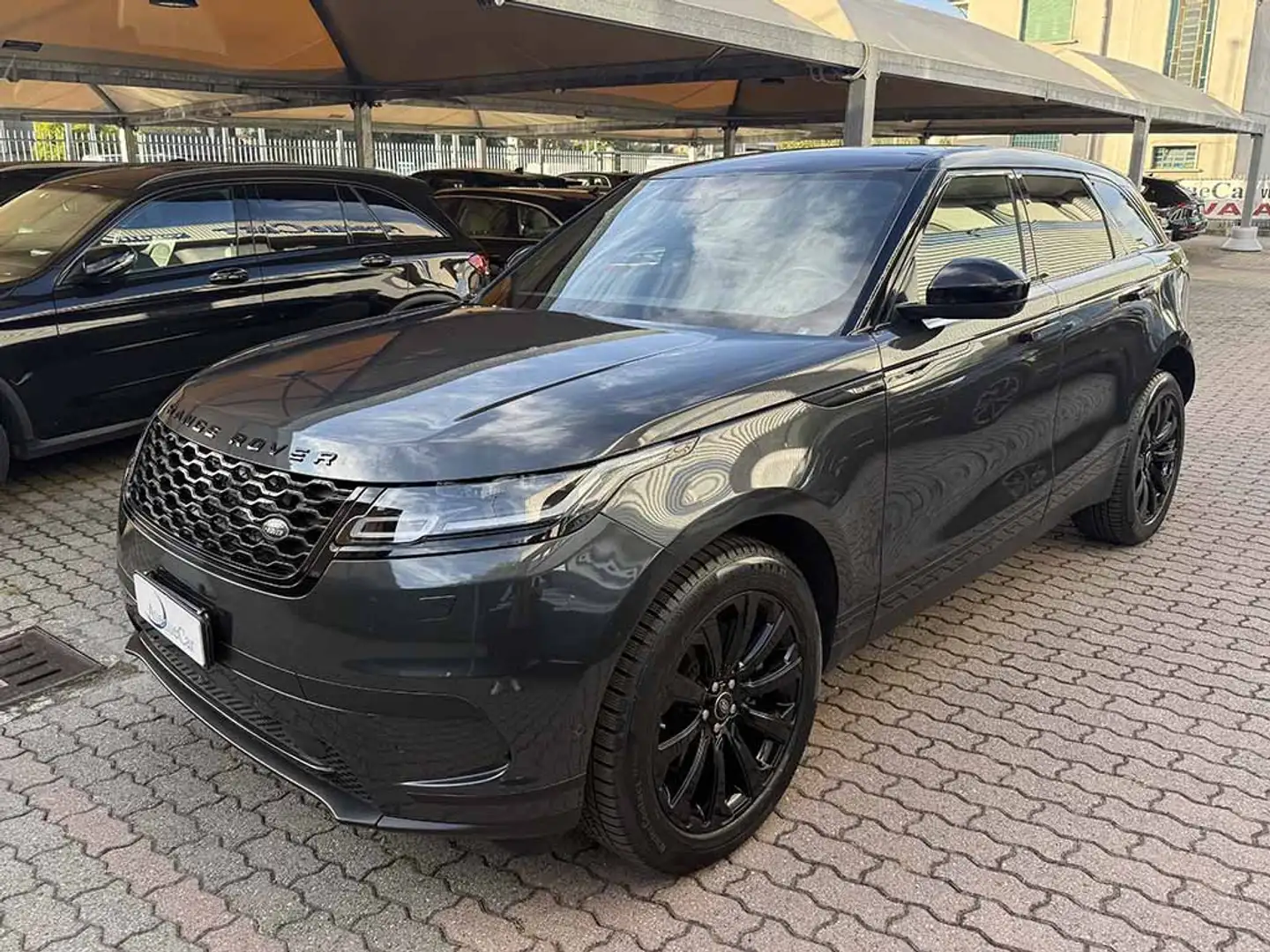 Land Rover Range Rover Velar 2.0d mhev TETTO APRIBILE TELECAMERA CERCHI 20'' Grigio - 1