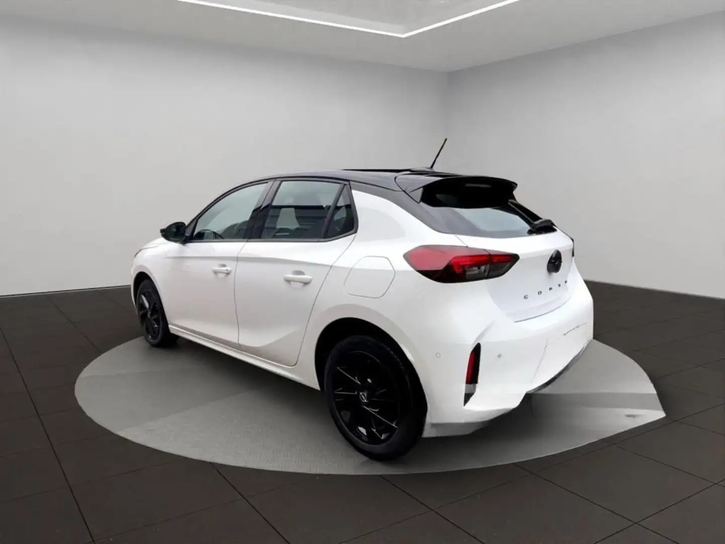 Opel Corsa Opel corsa GS 1,2T HYBRIDE AUTOMATIQUE 110CH Blanc - 2