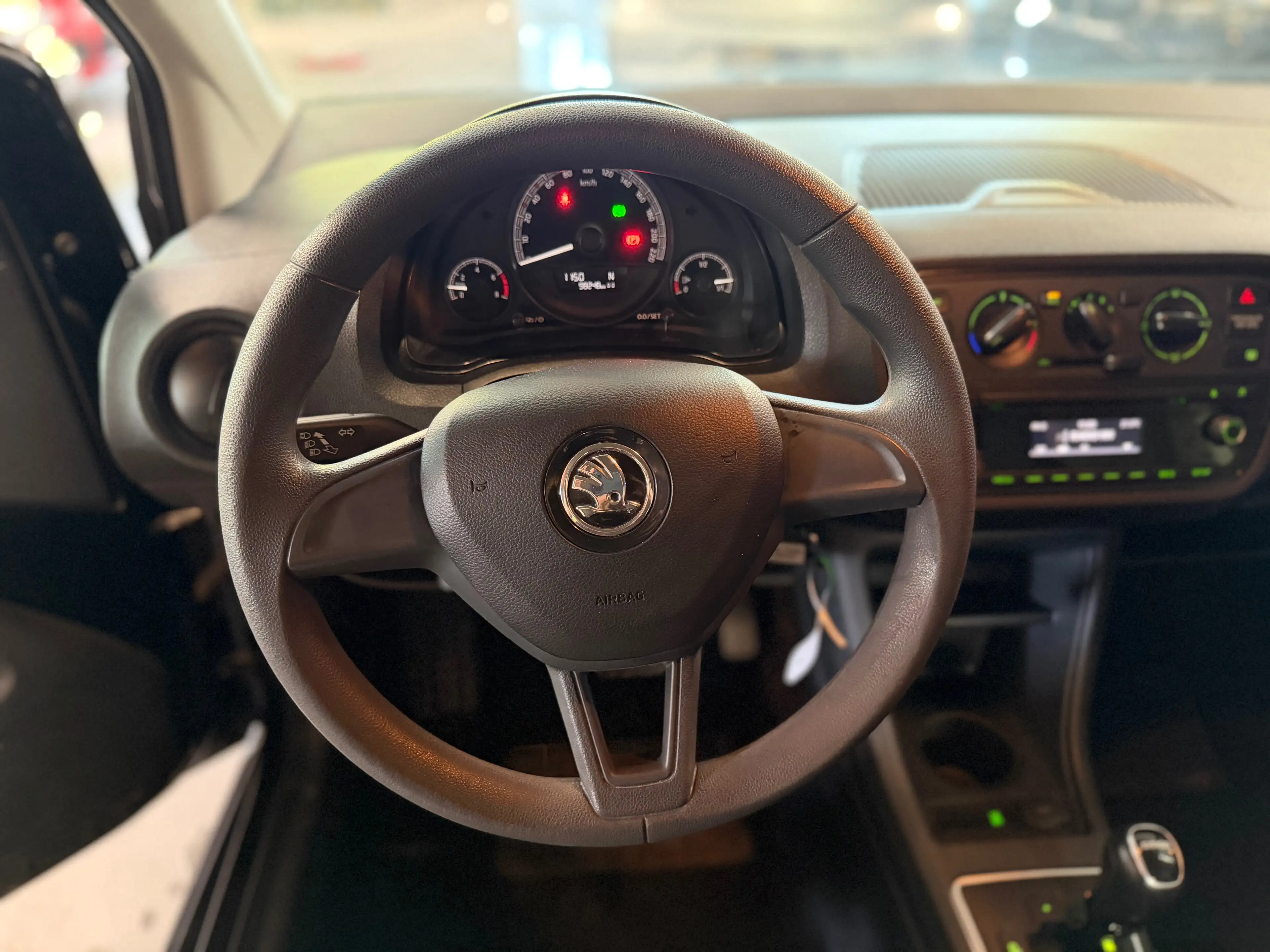 Skoda Citigo Citigo 1.0i Active ASG/12 MOIS DE GARANTIE — photo 12
