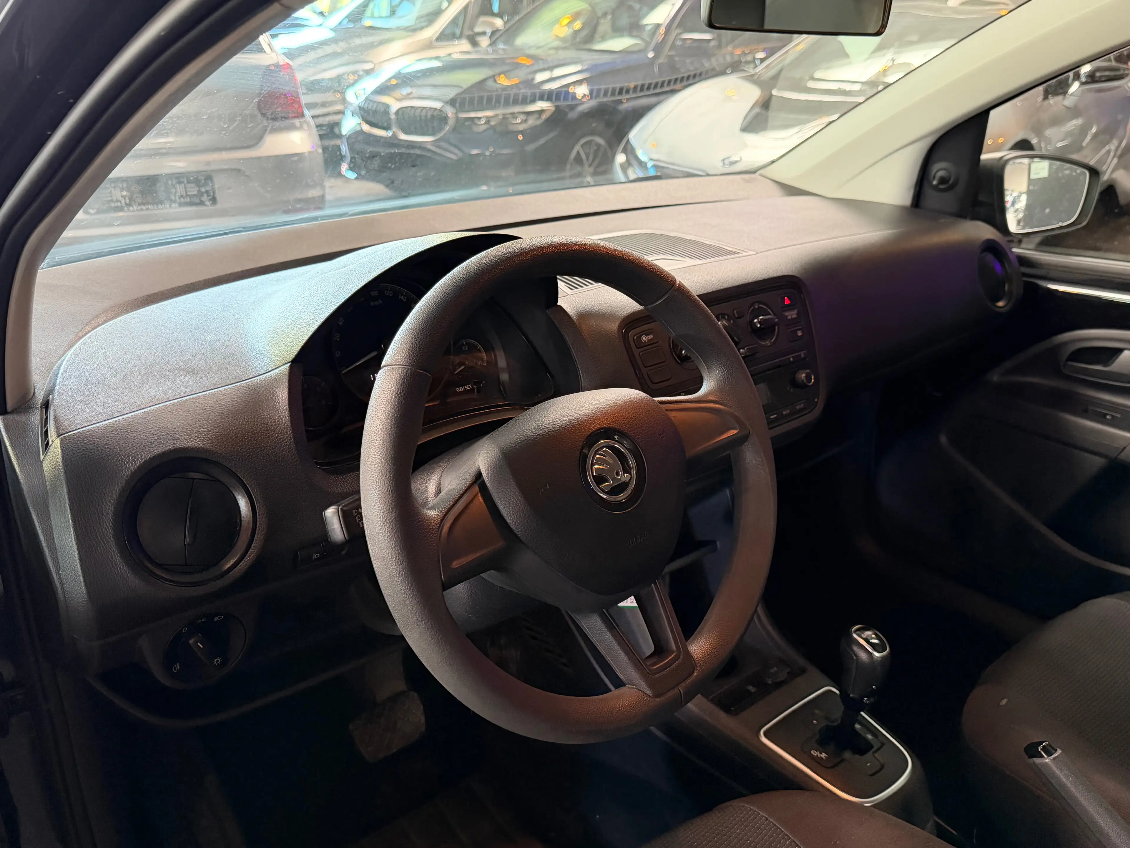 Skoda Citigo Citigo 1.0i Active ASG/12 MOIS DE GARANTIE — photo 7