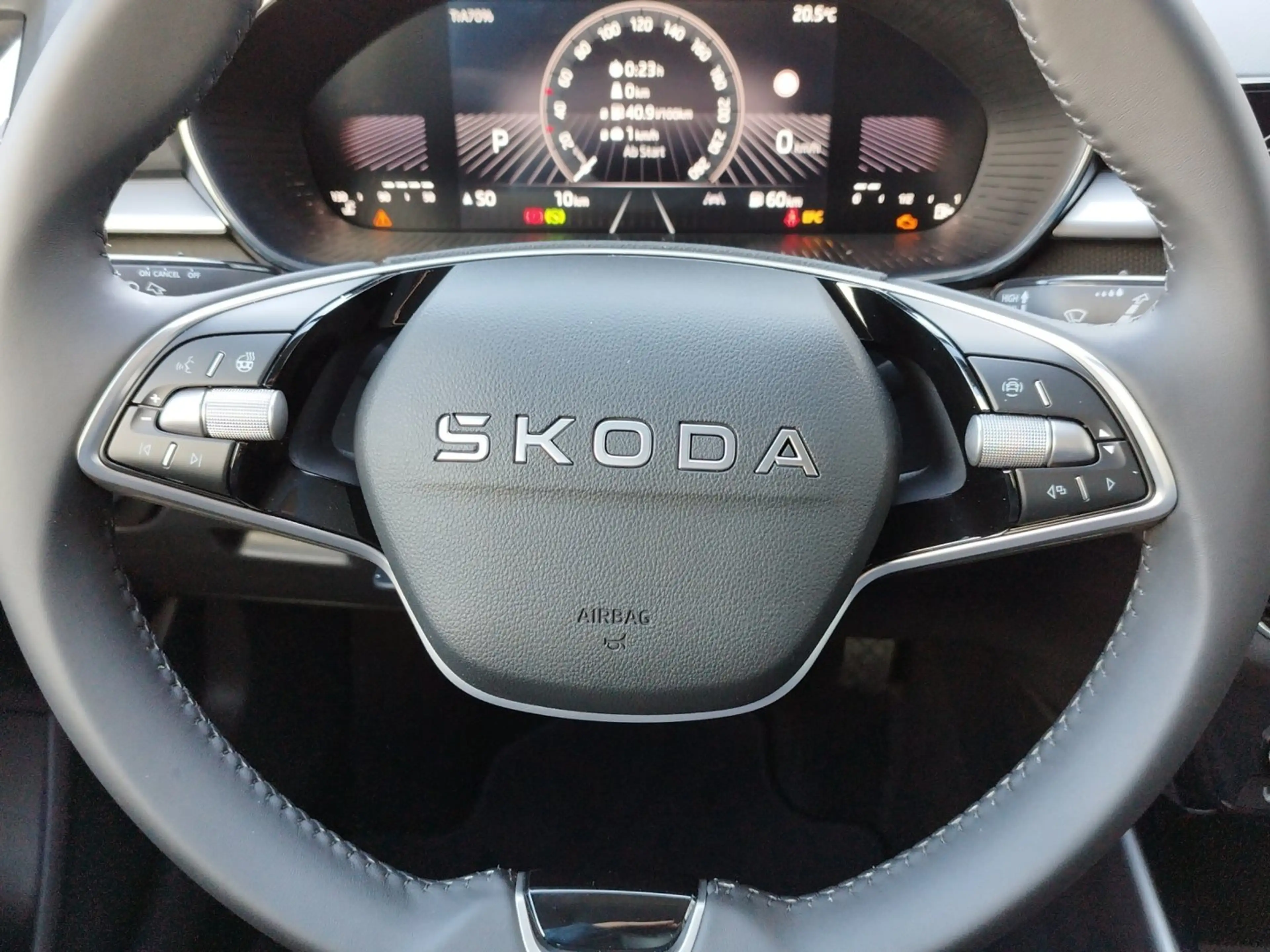 Skoda Fabia Selection TSI DSG — photo 9