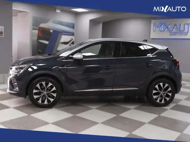 Renault Captur view 3