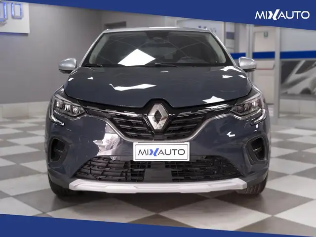 Renault Captur view 2