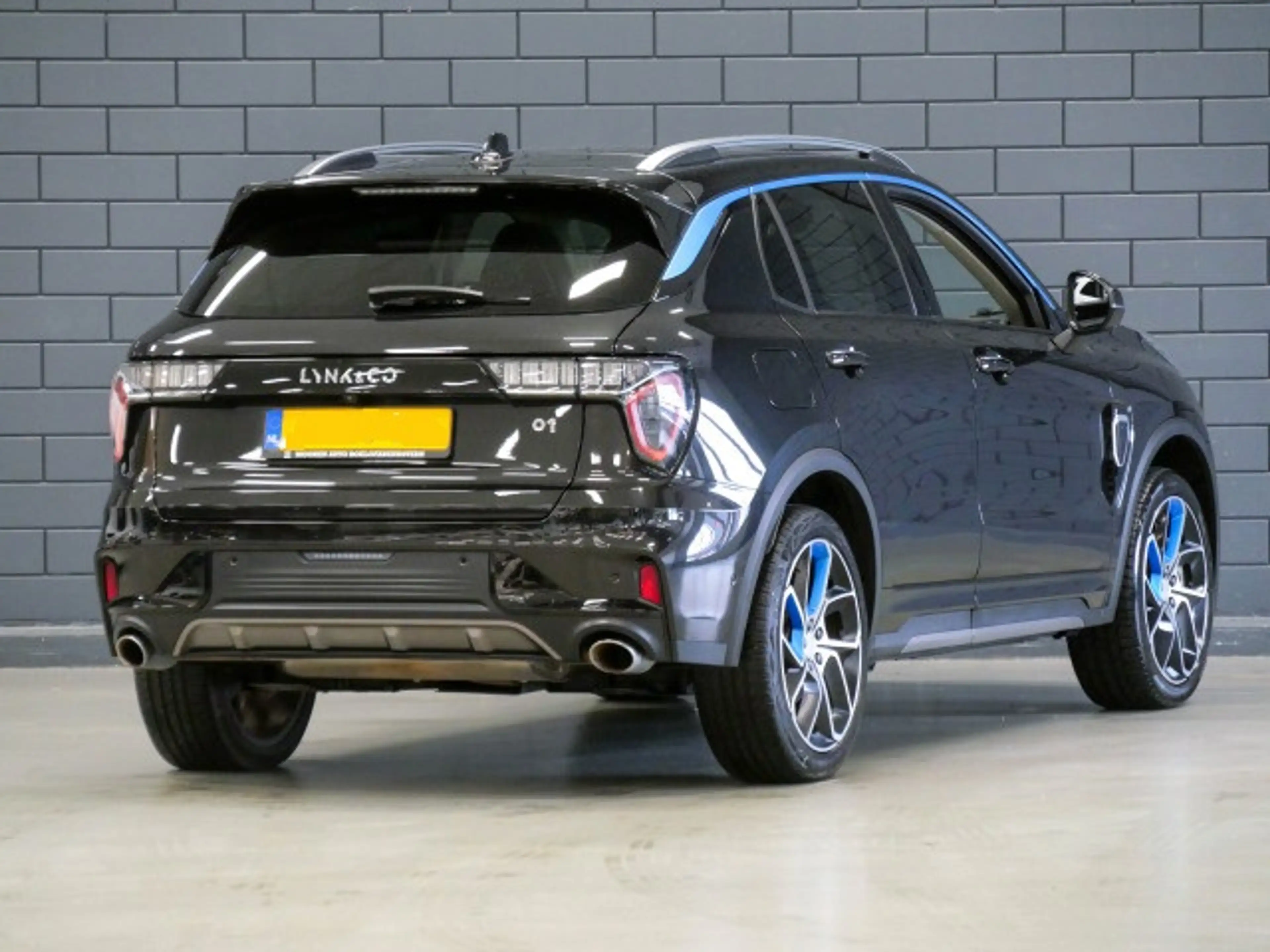 Lynk & Co 01 1.5 Plug-In Hybrid | PANODAK | CAMERA | MEMORY STO — photo 2