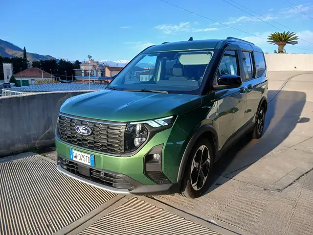 Ford Tourneo Courier 1.0 Ecoboost Active