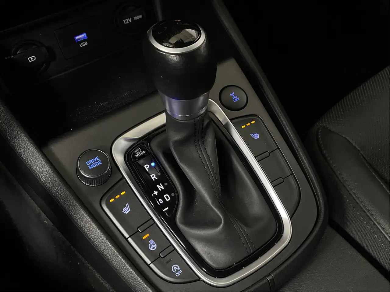 Hyundai KONA снимка Hyundai KONA