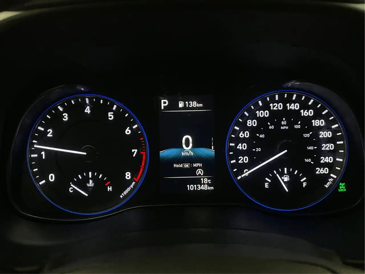 Hyundai KONA снимка Hyundai KONA
