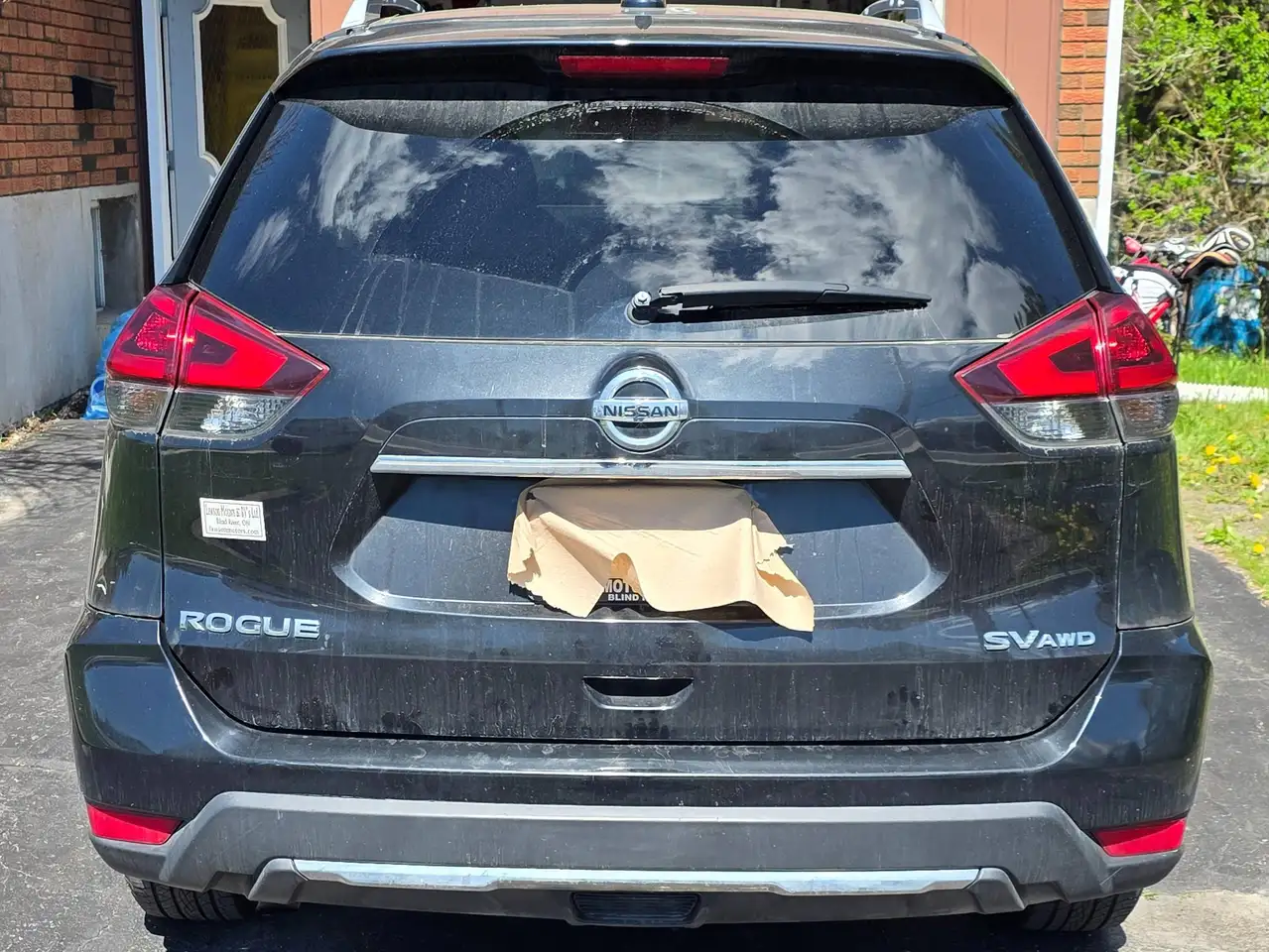 Nissan Rogue снимка Nissan Rogue