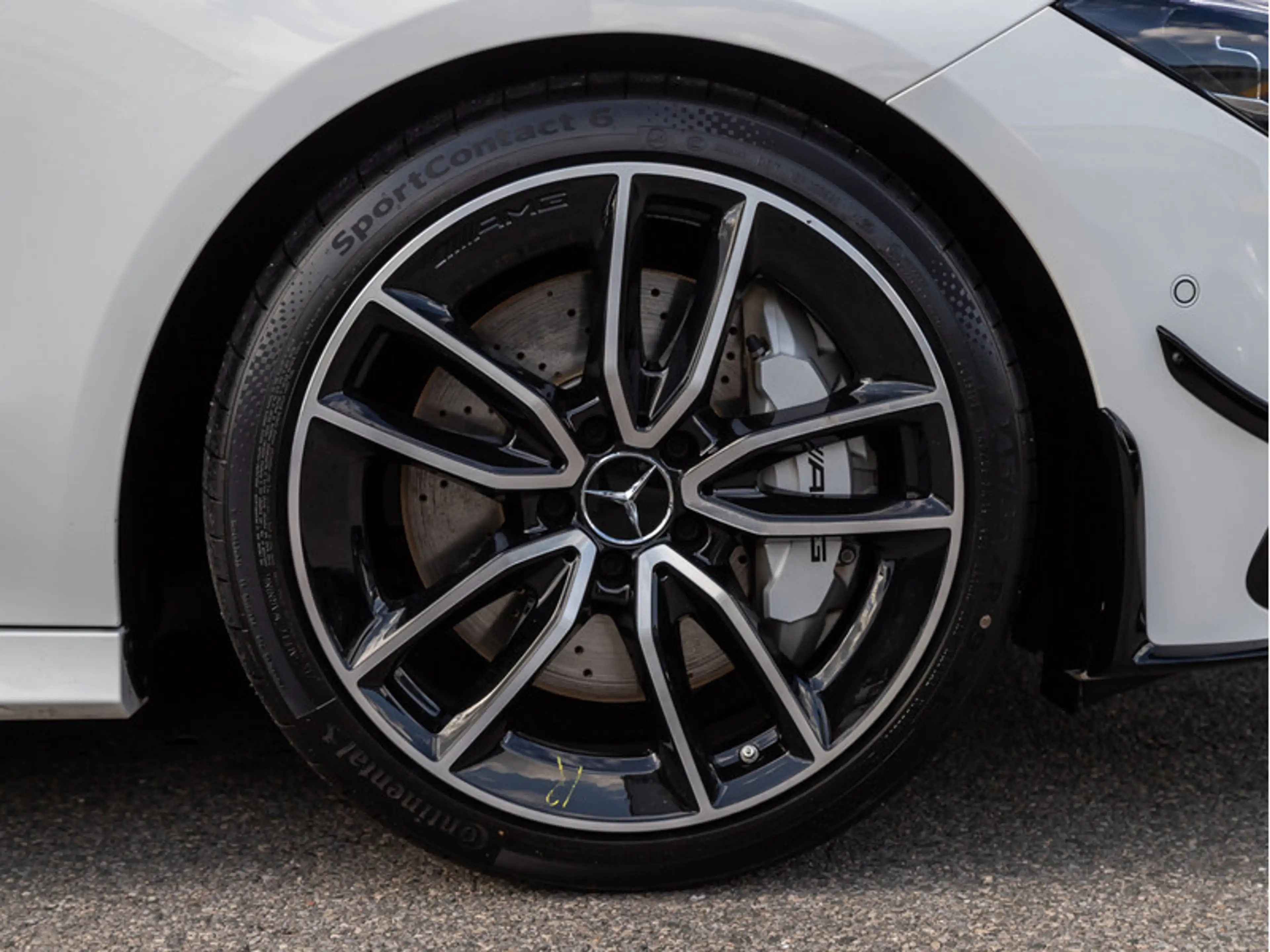 Mercedes-Benz CLA 35 AMG 4M Coupé Aero-Plus/Pano/Night/360/MLB — photo 7