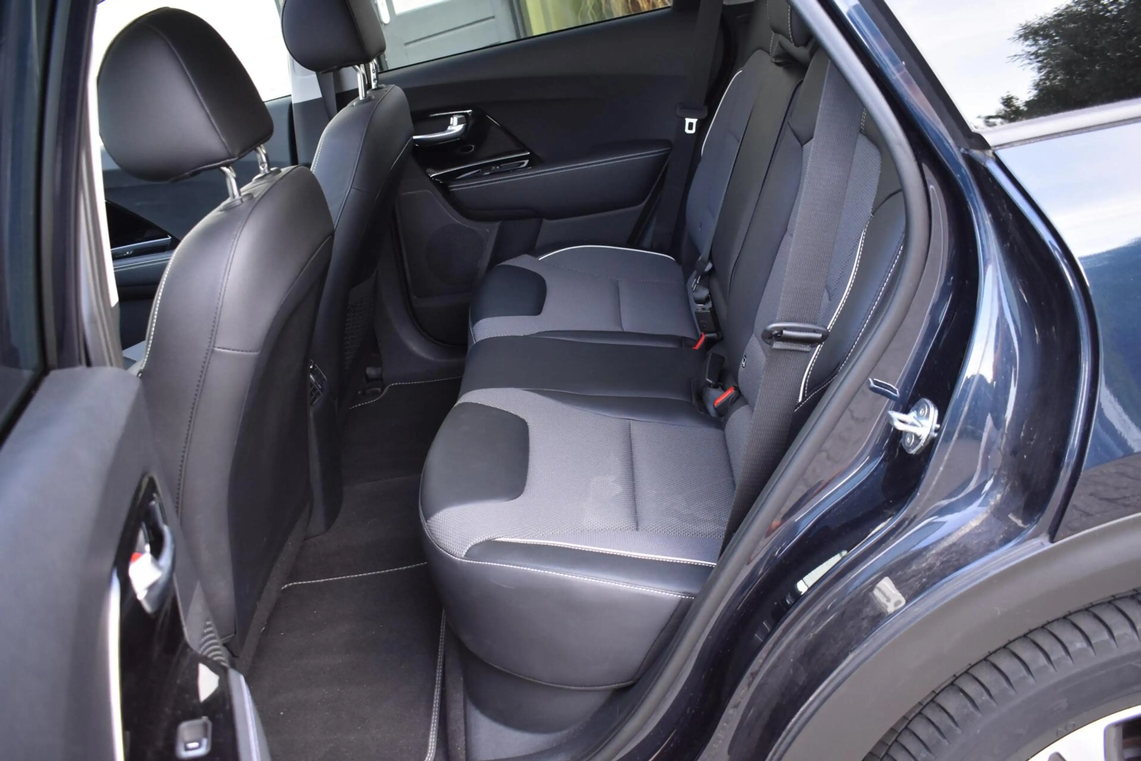 Kia e-Niro DynamicPlusLine 64 kWh | Schuifdak | Stoelverwarmi — photo 9