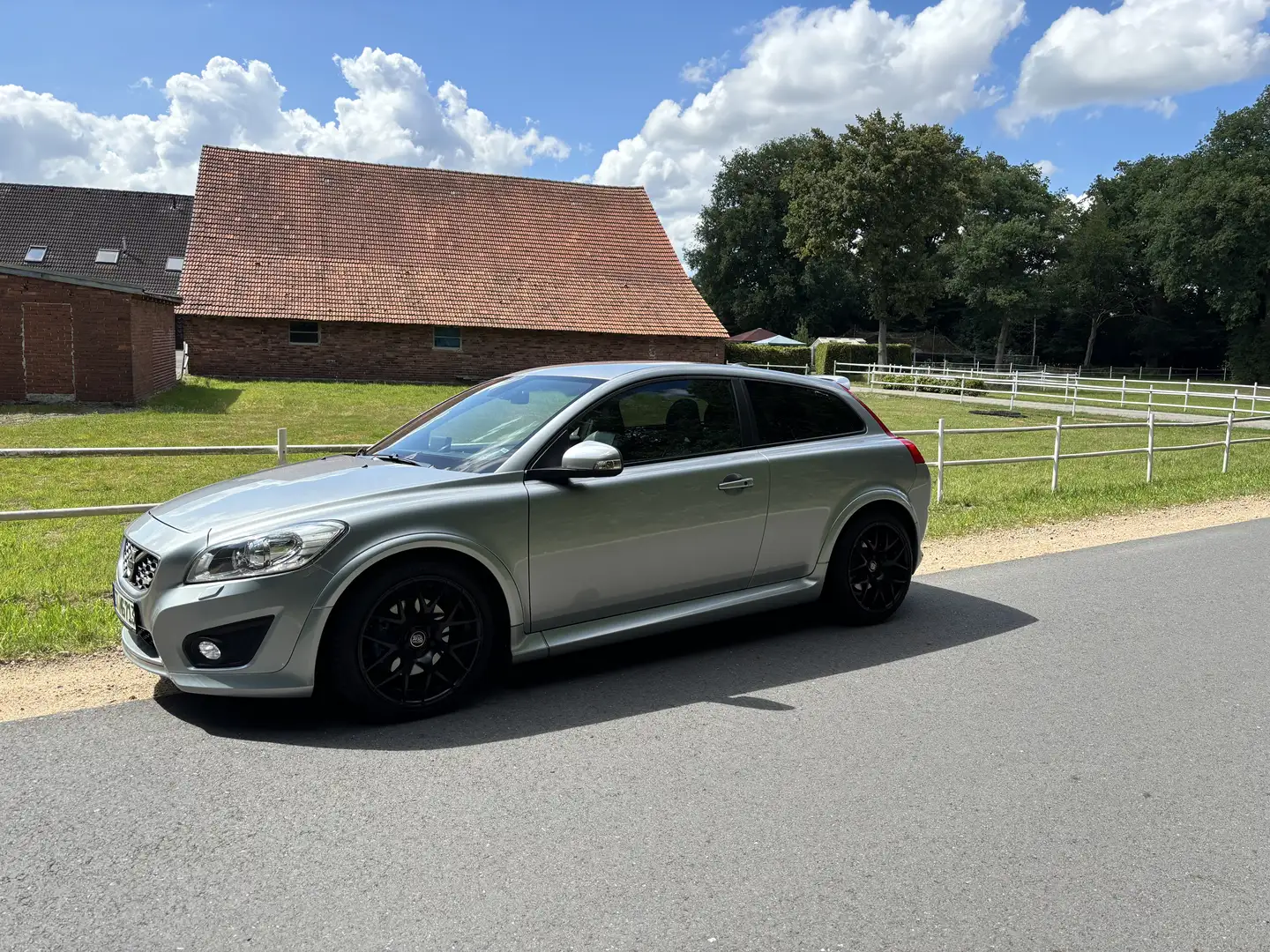 Volvo C30 D4 Edition R-Design Gris - 1